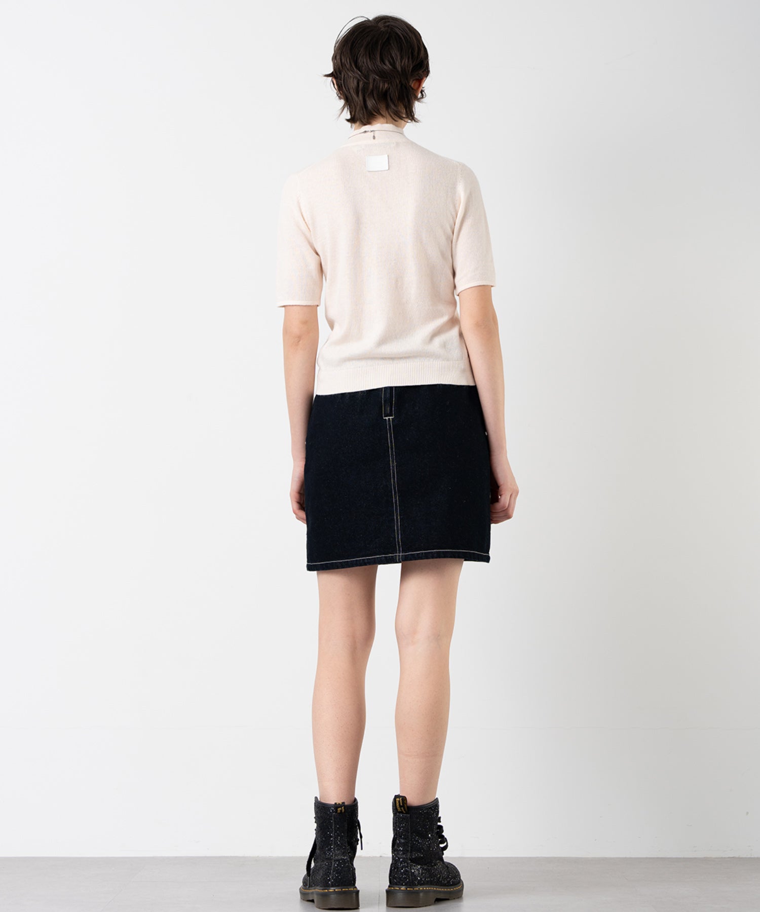 Crew Neck Fitted Knit T-Shirt / Pullover