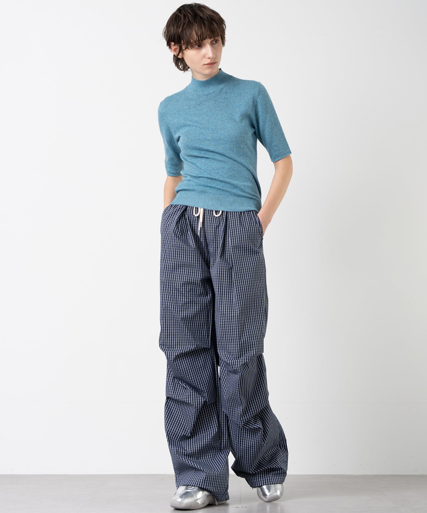 Crew Neck Fitted Knit T-Shirt / Pullover