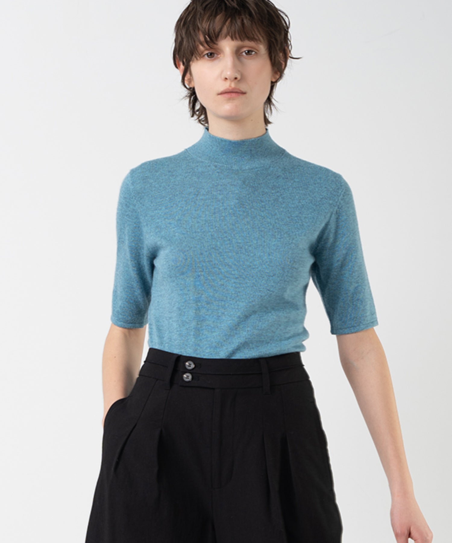 Crew Neck Fitted Knit T-Shirt / Pullover