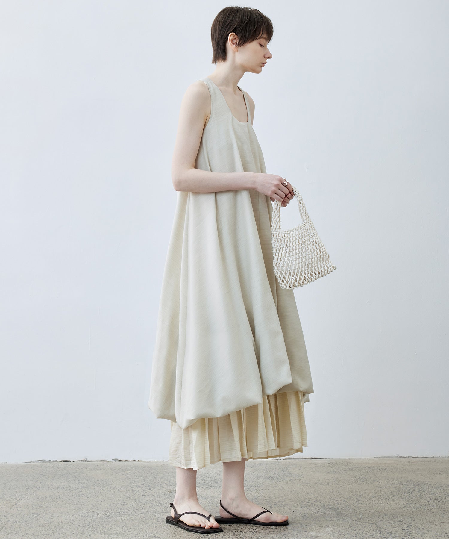 Balloon Silhouette Pleated Layered Dress