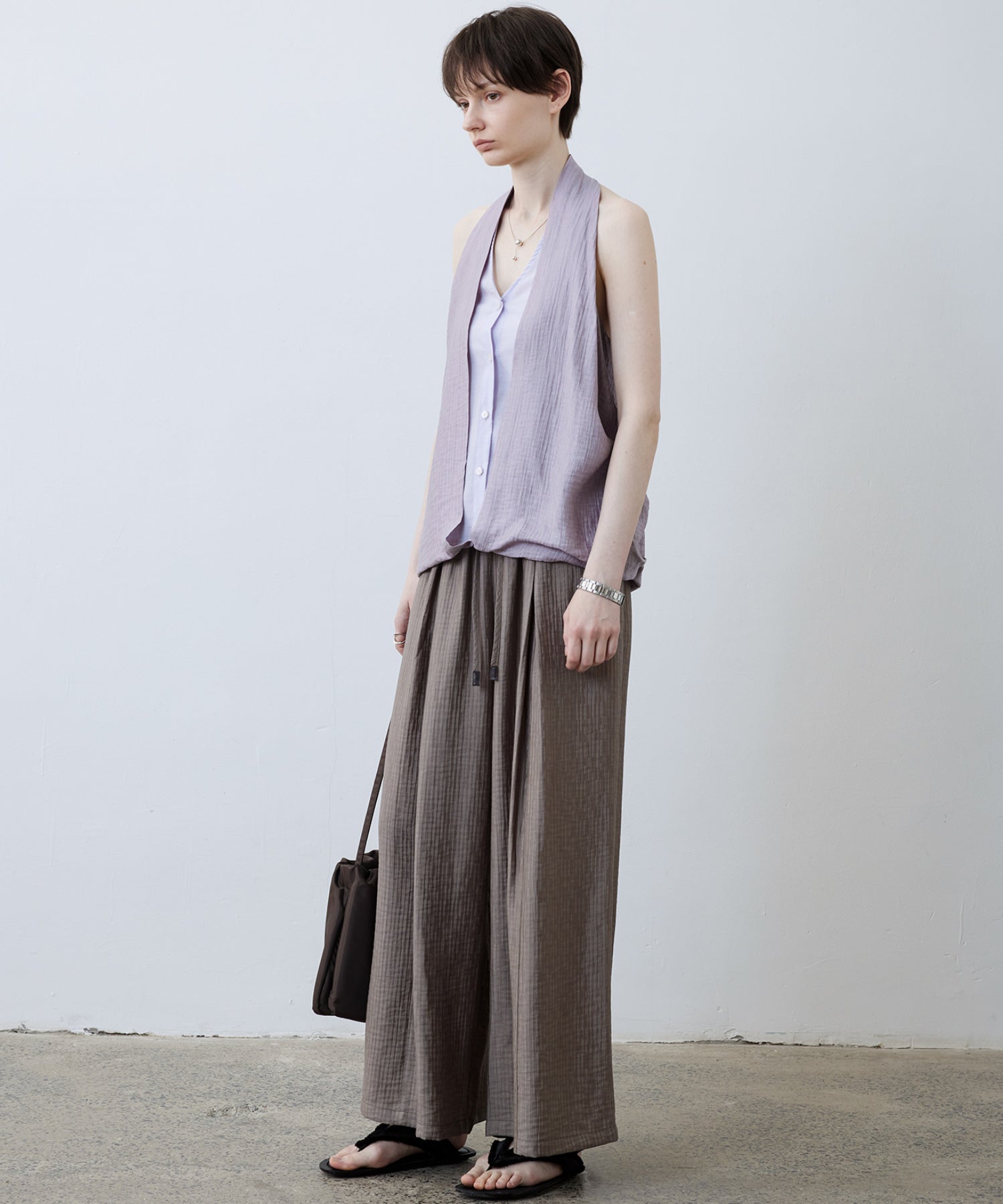 Lightweight Textured Wide-Leg Pants