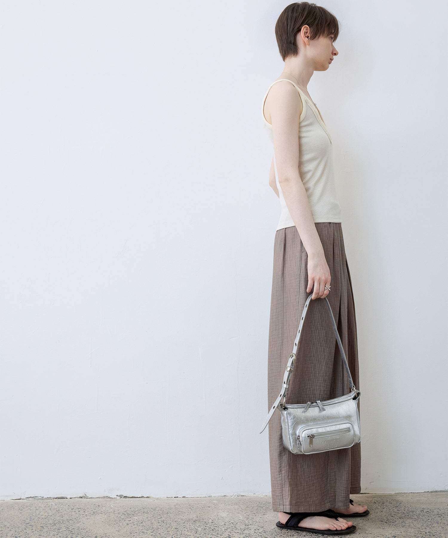 Lightweight Textured Wide-Leg Pants