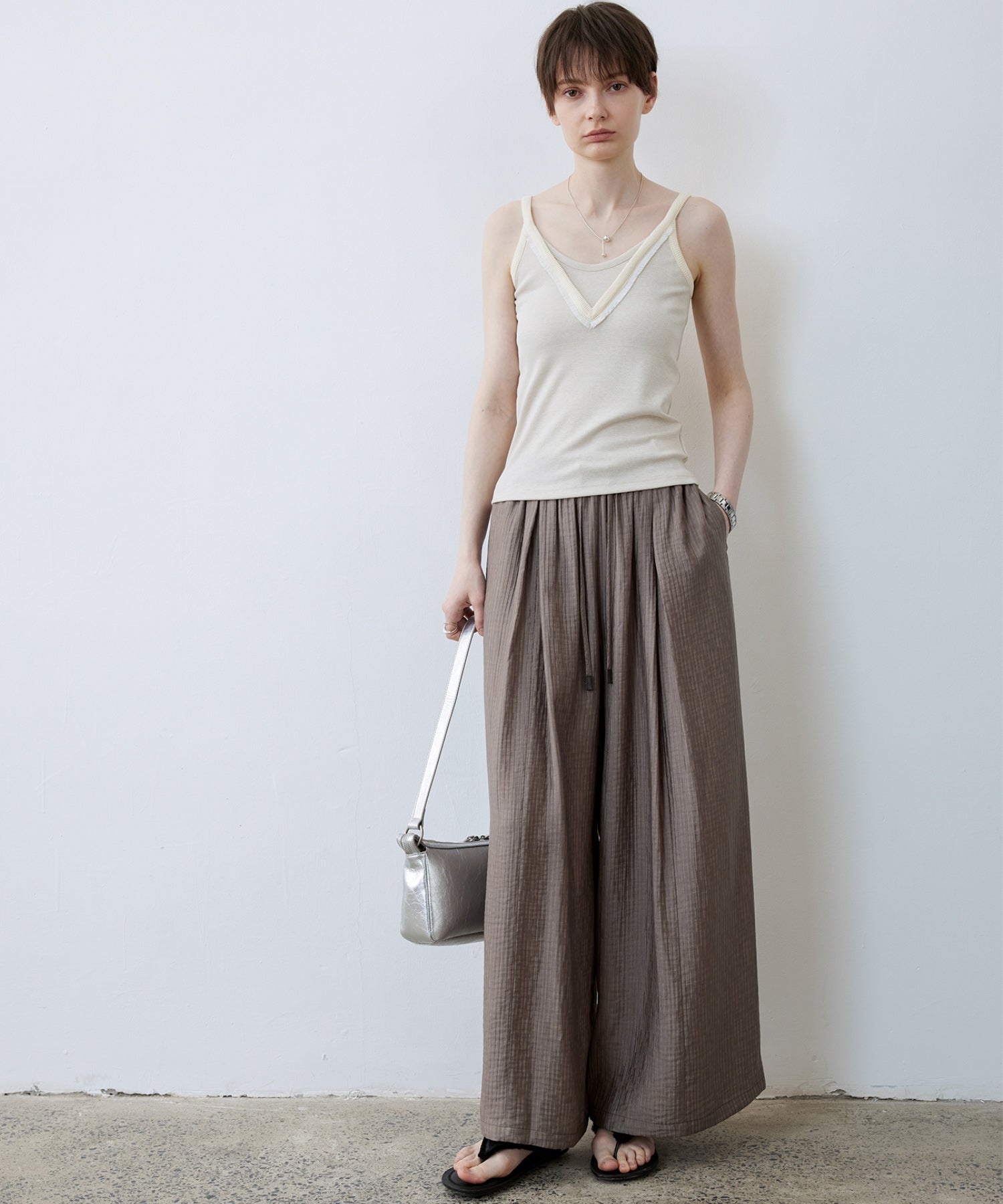 Lightweight Textured Wide-Leg Pants