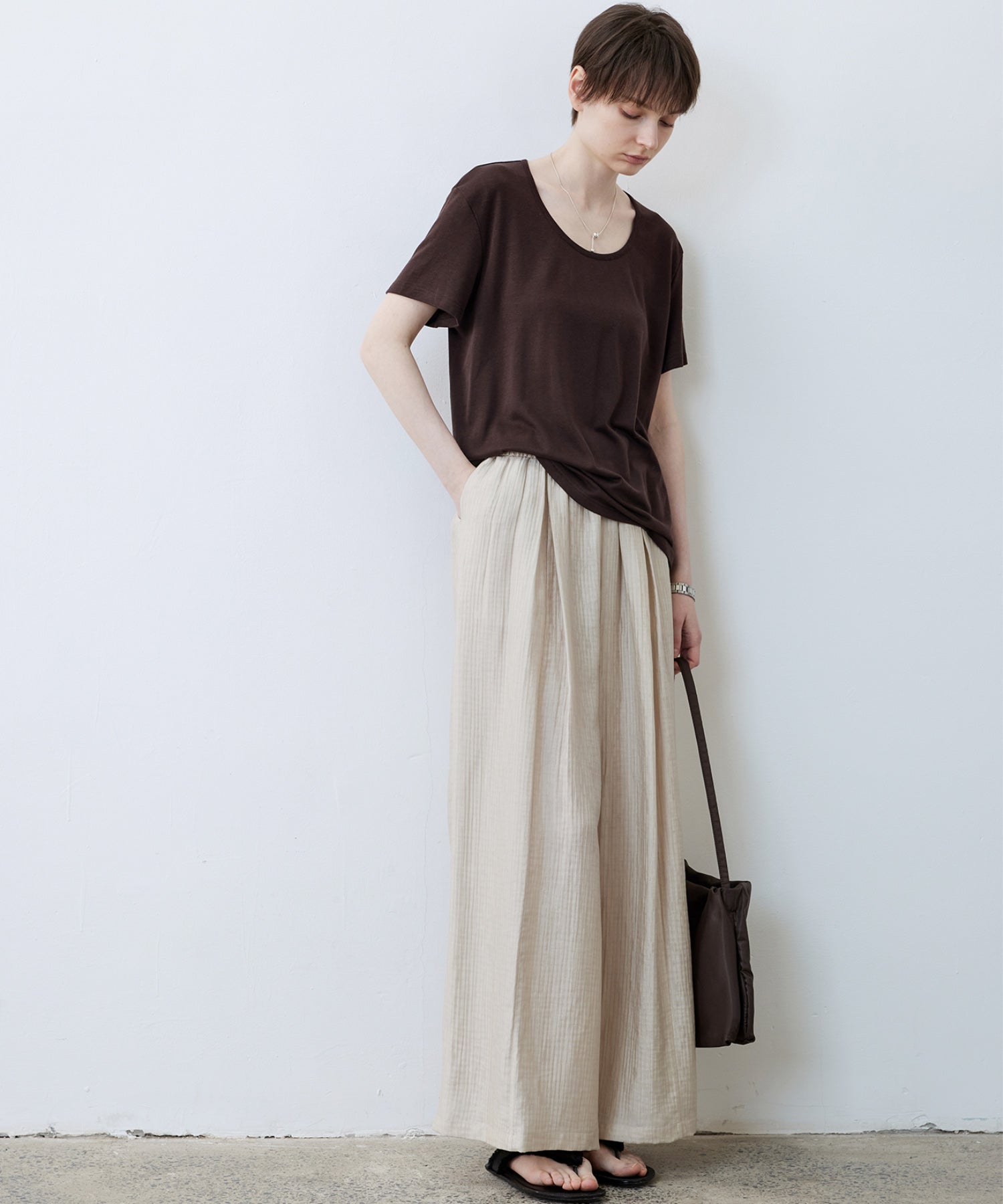 Lightweight Textured Wide-Leg Pants