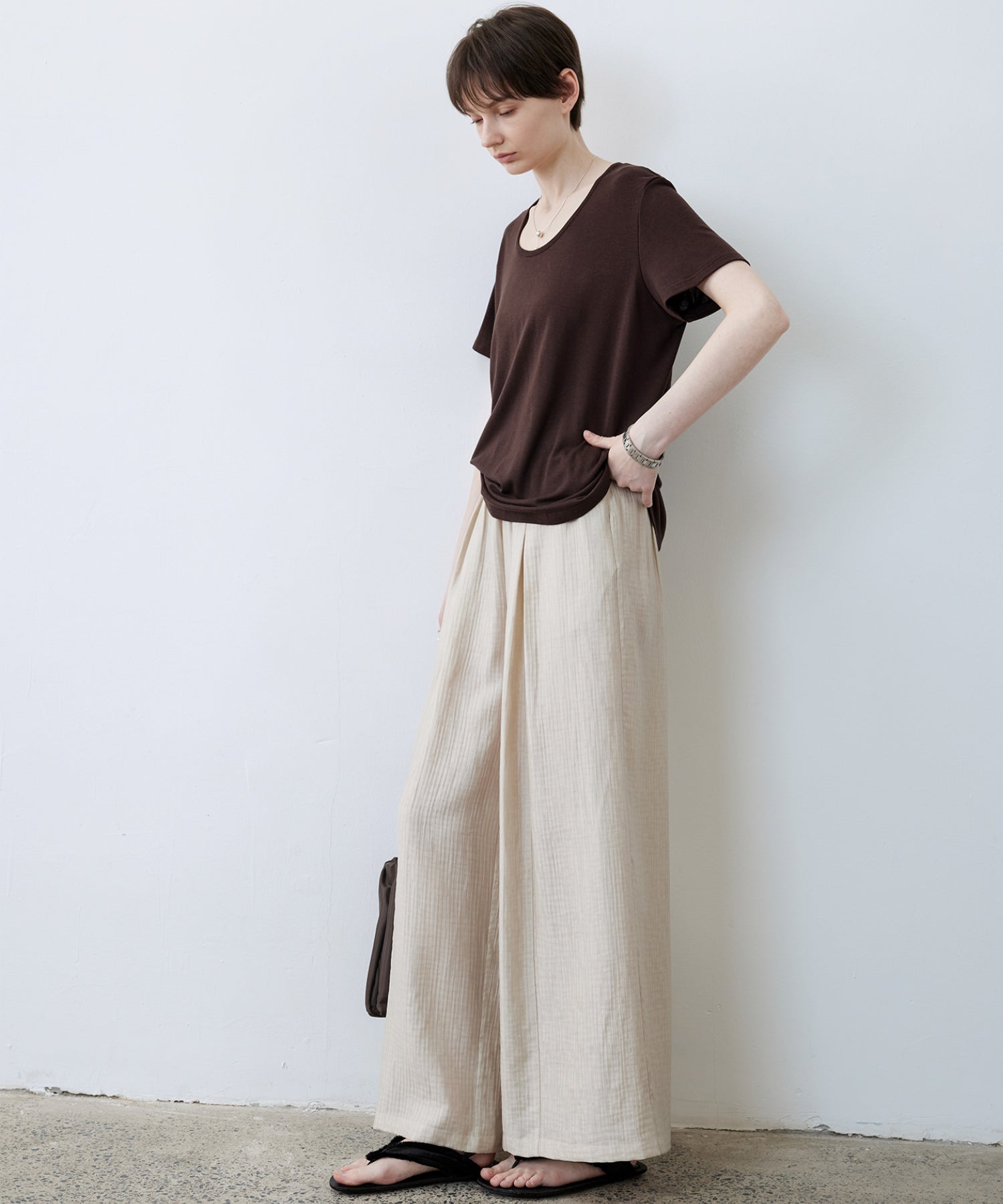 Lightweight Textured Wide-Leg Pants