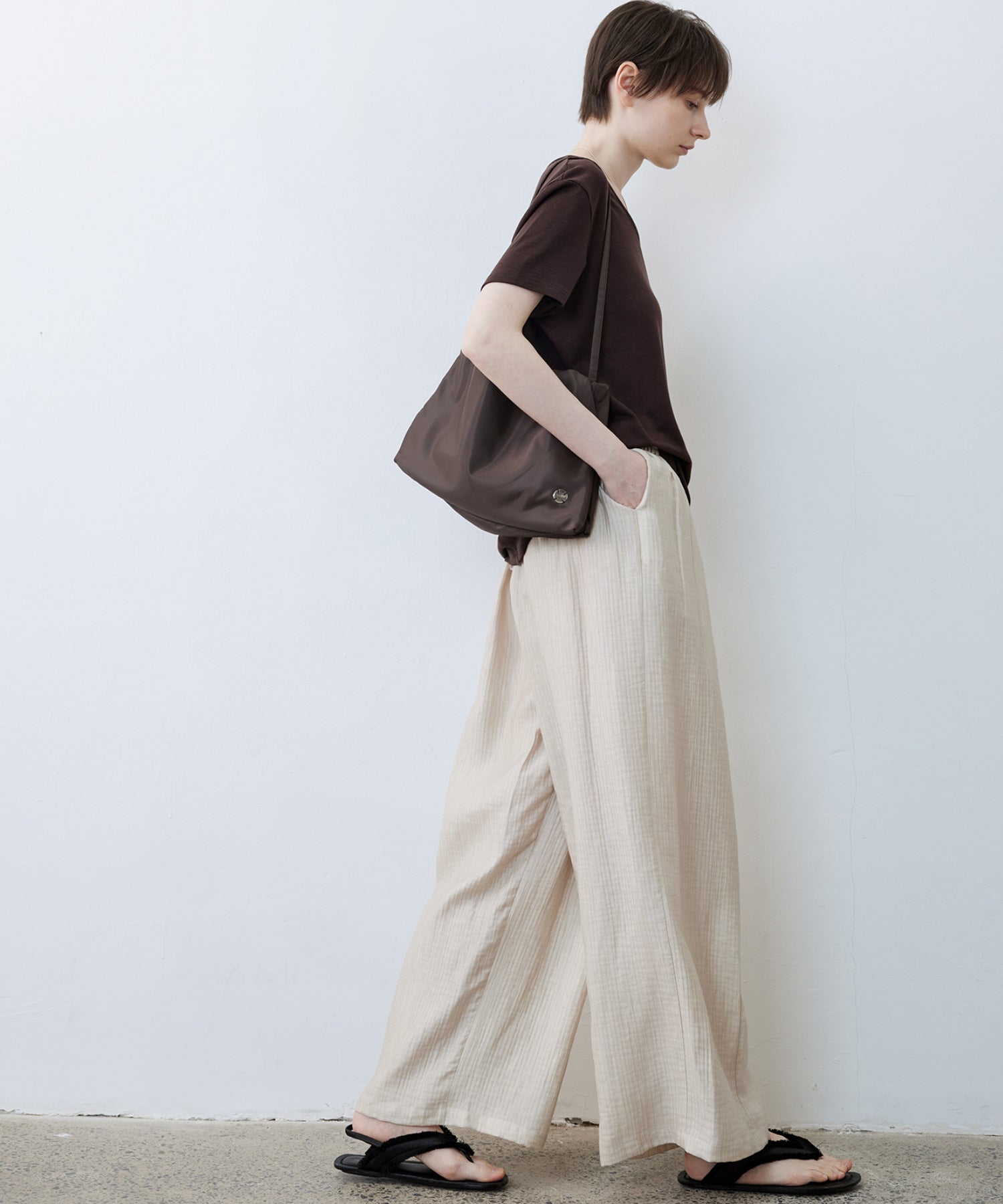 Lightweight Textured Wide-Leg Pants