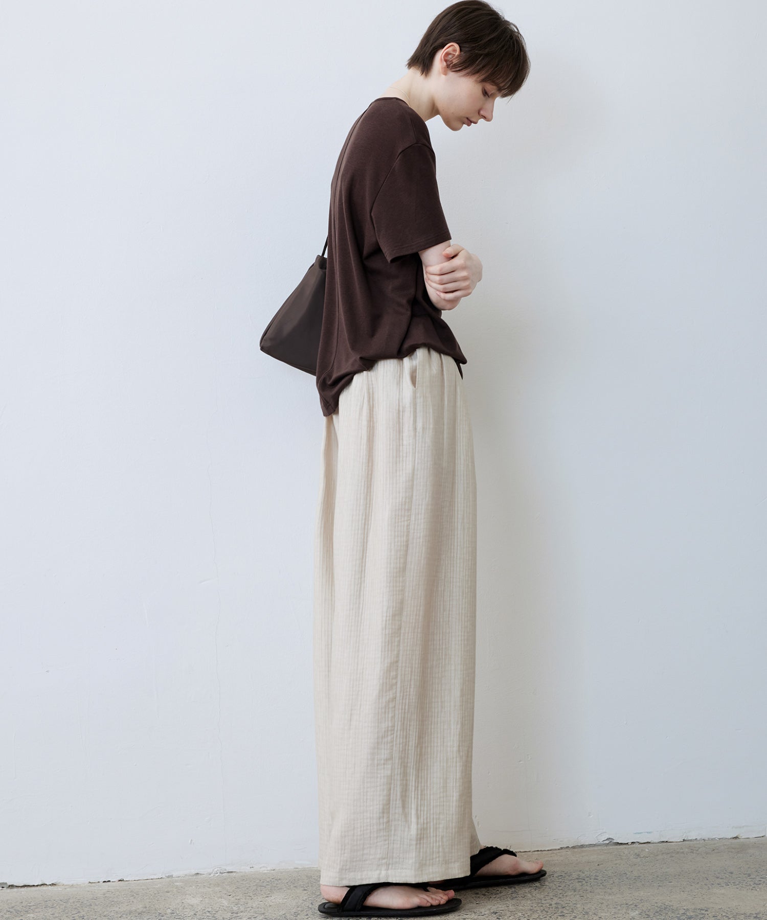 Lightweight Textured Wide-Leg Pants