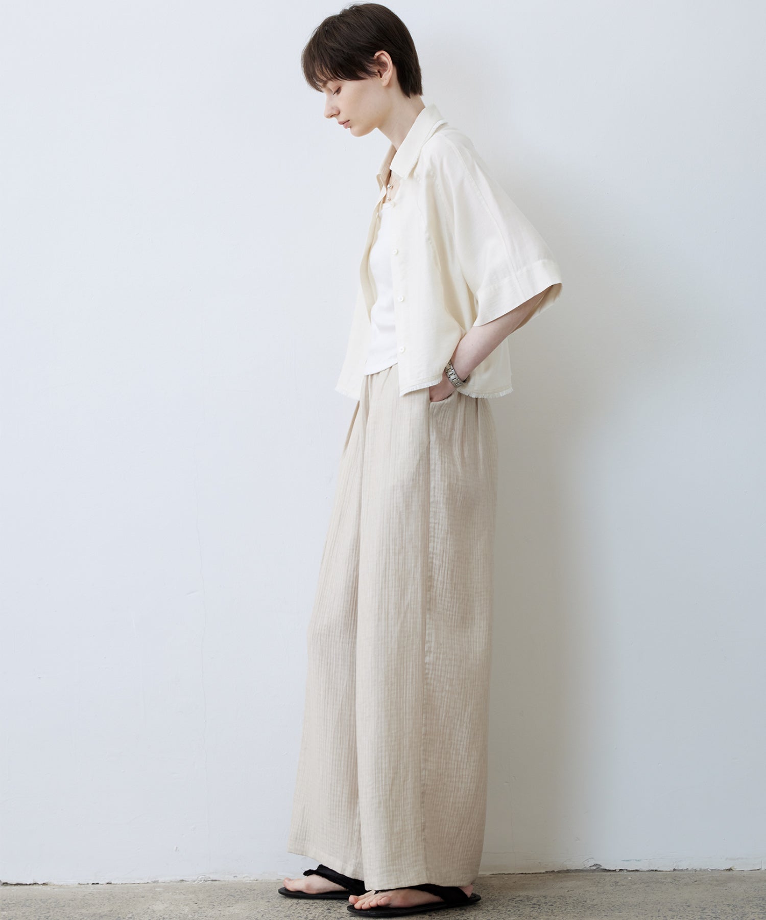 Lightweight Textured Wide-Leg Pants