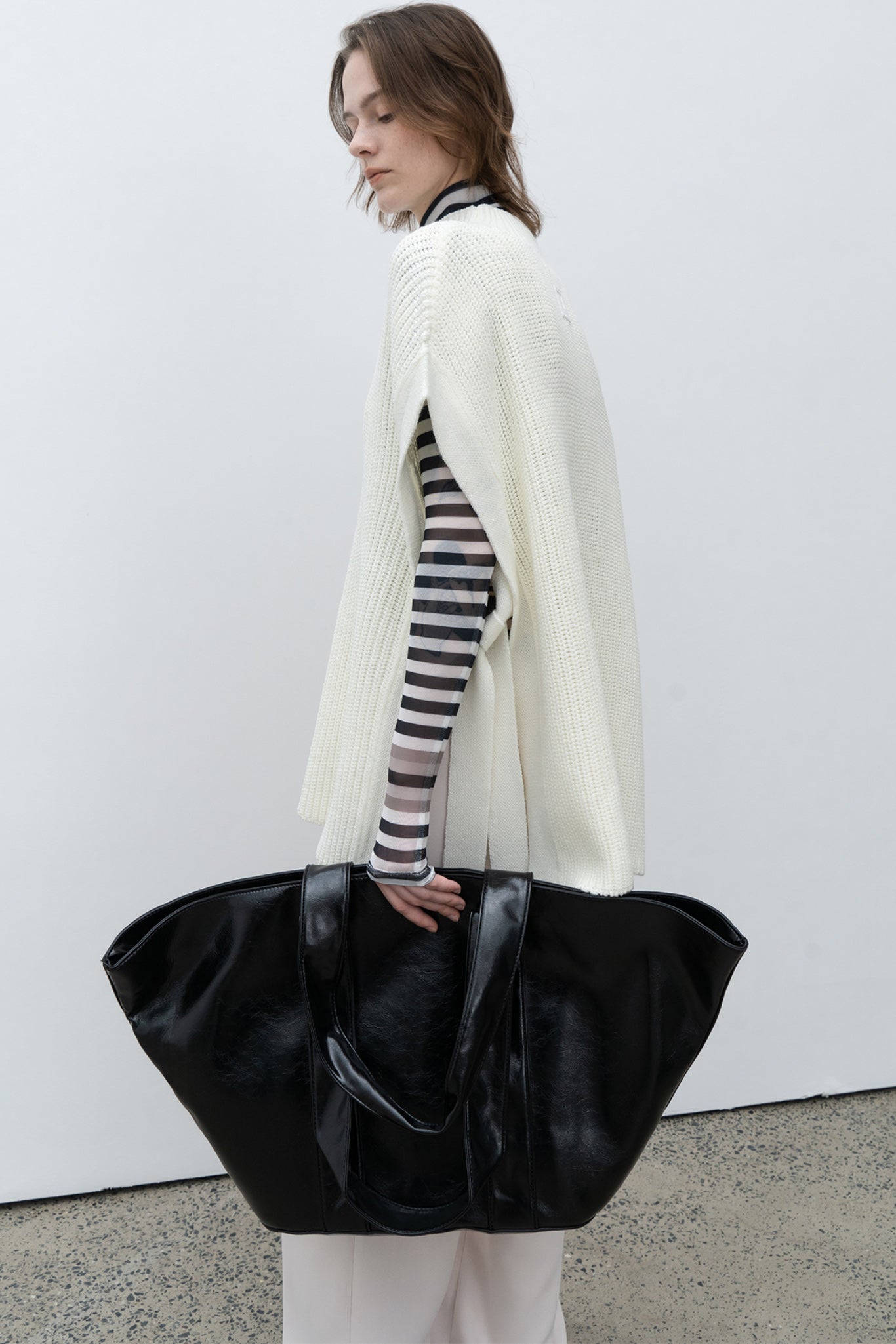 Stand collar high neck half zip up side open knit vest