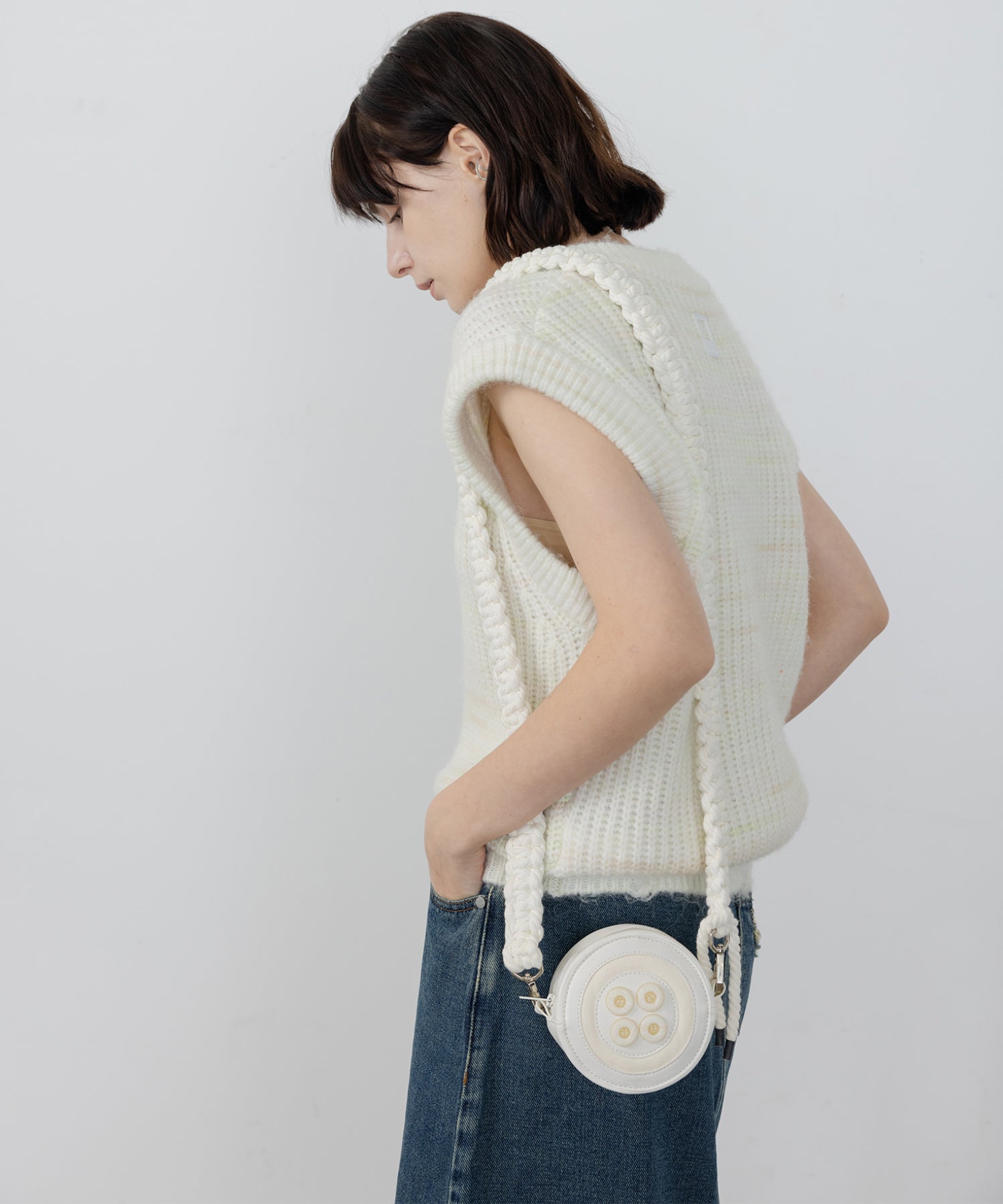 V neck knit vest