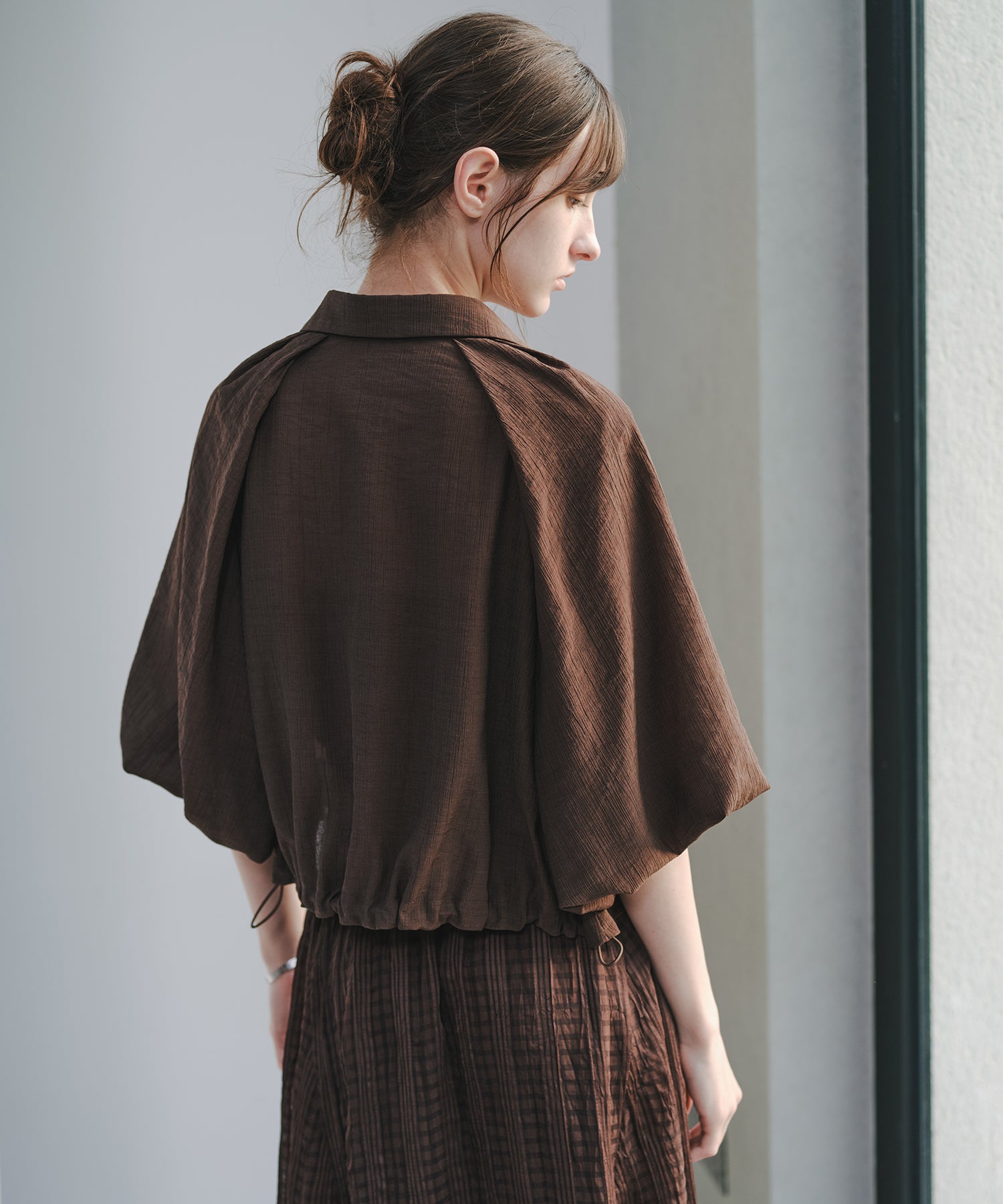 「7月上旬~中旬出荷」Sheer Stripe Balloon Sleeve Cropped Shirt