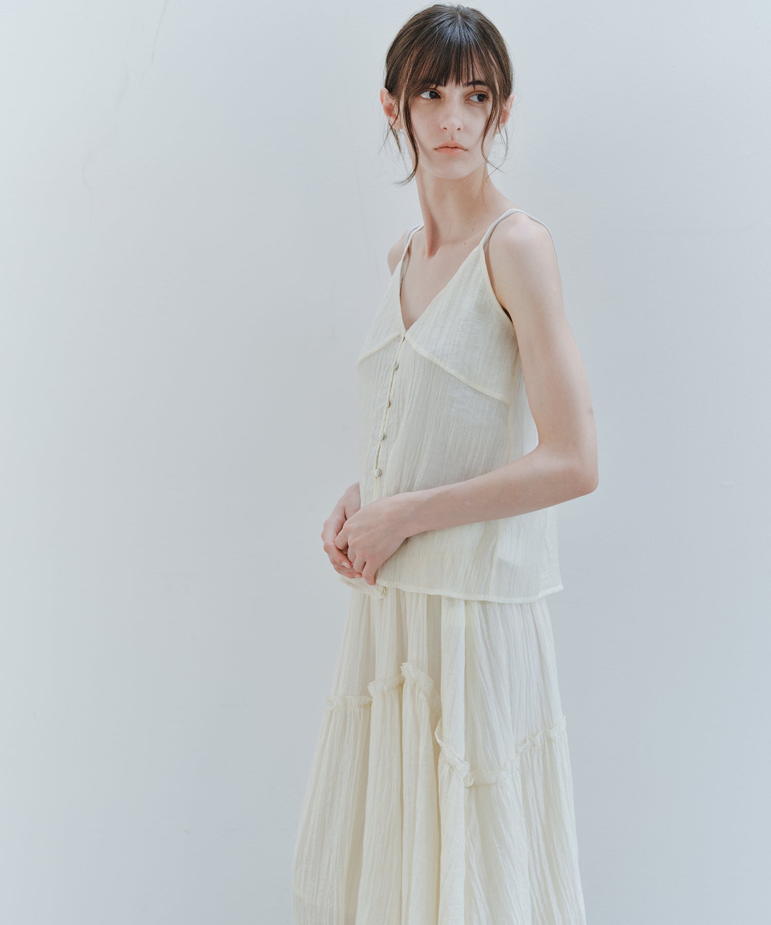 「7月上旬~中旬出荷」Sheer Textured Front Button Camisole