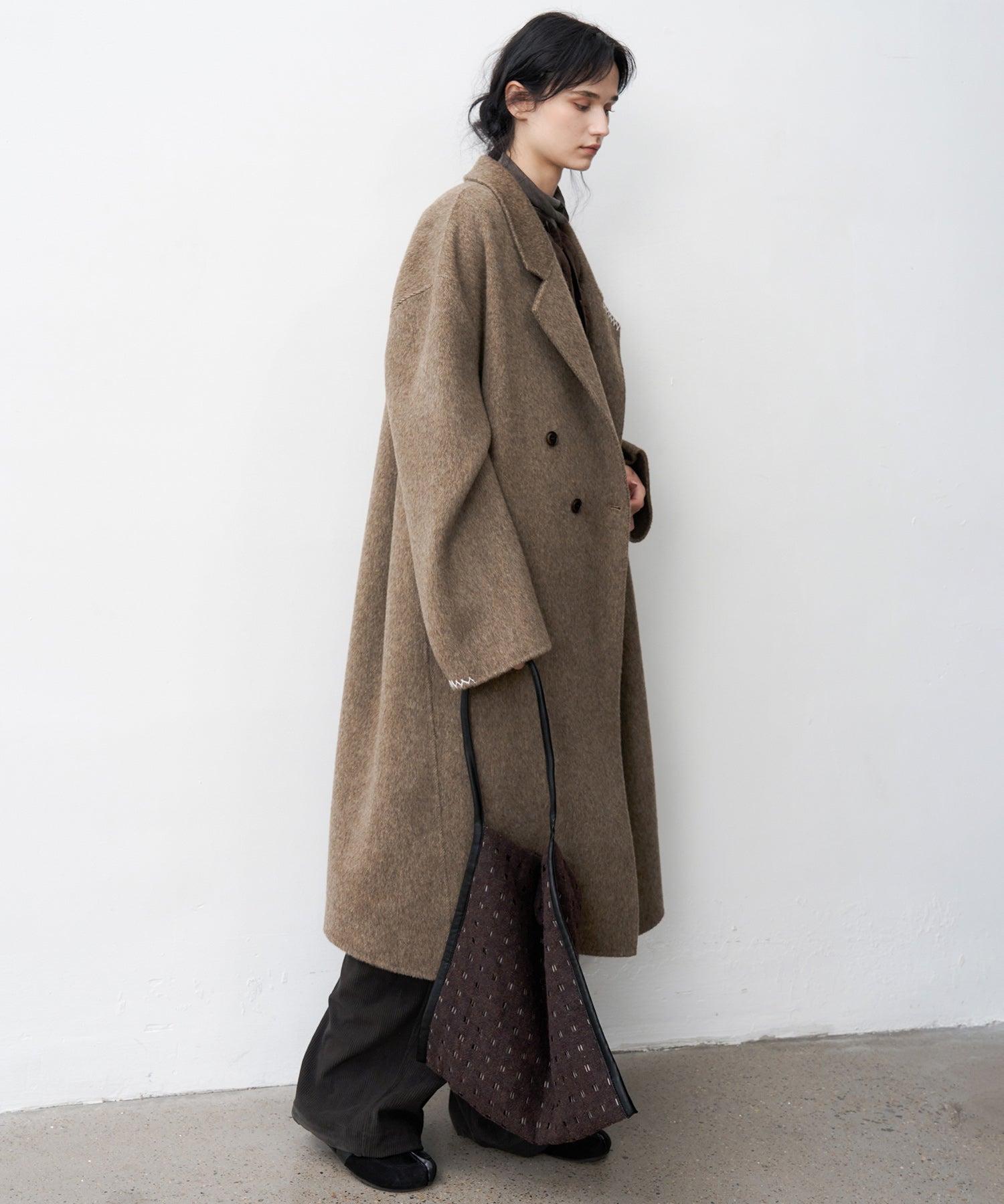 Cut-Out Layered Tote Bag