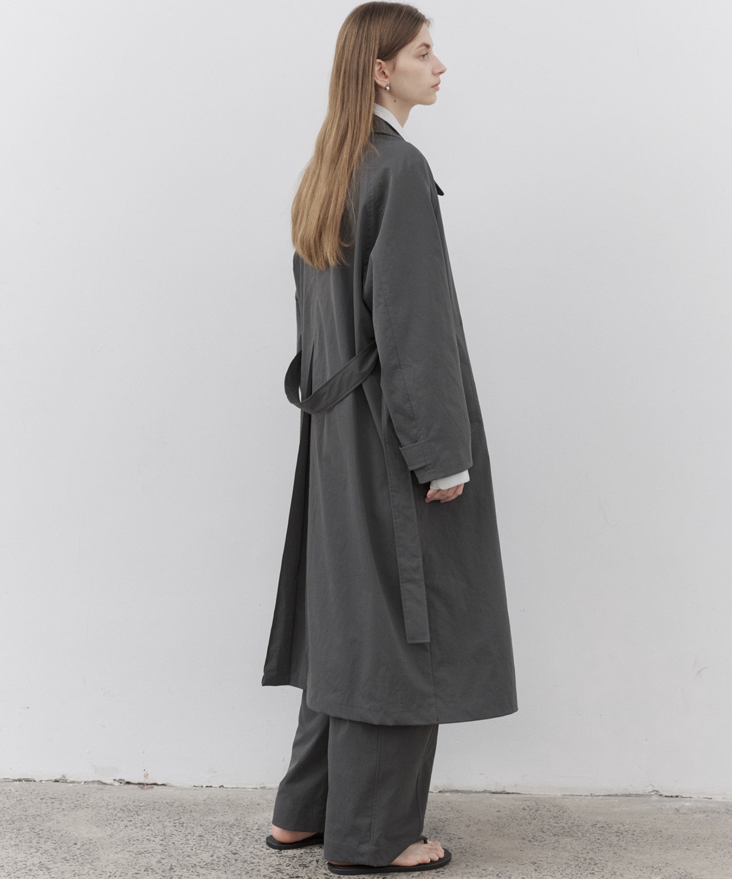 Essential Slight-Curve Casual Pants