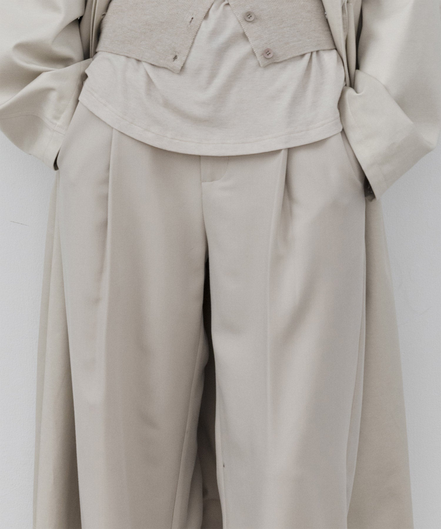 Basic Drape Tailored Straight Slacks