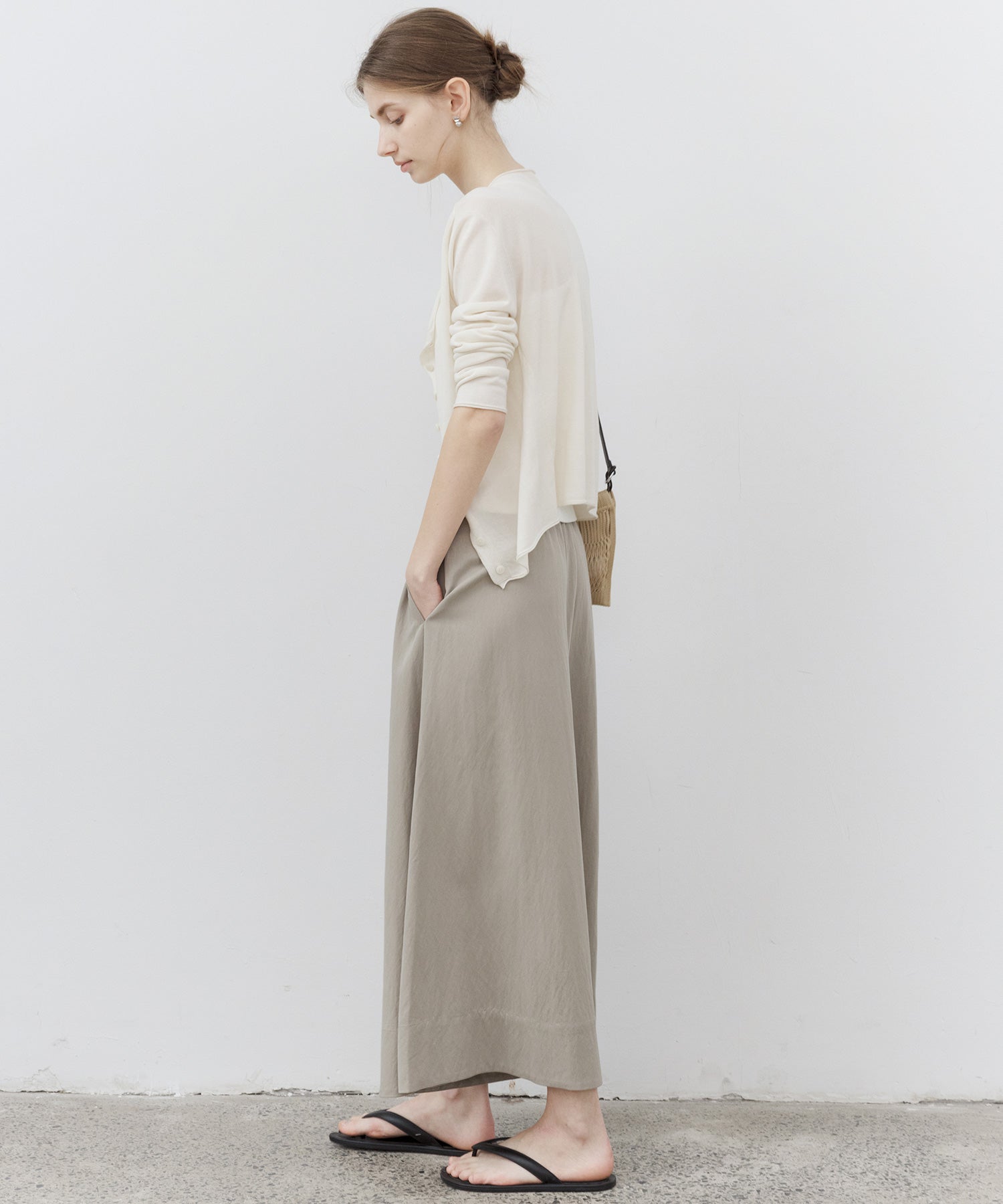 Lightweight Basic Knit Cardigan