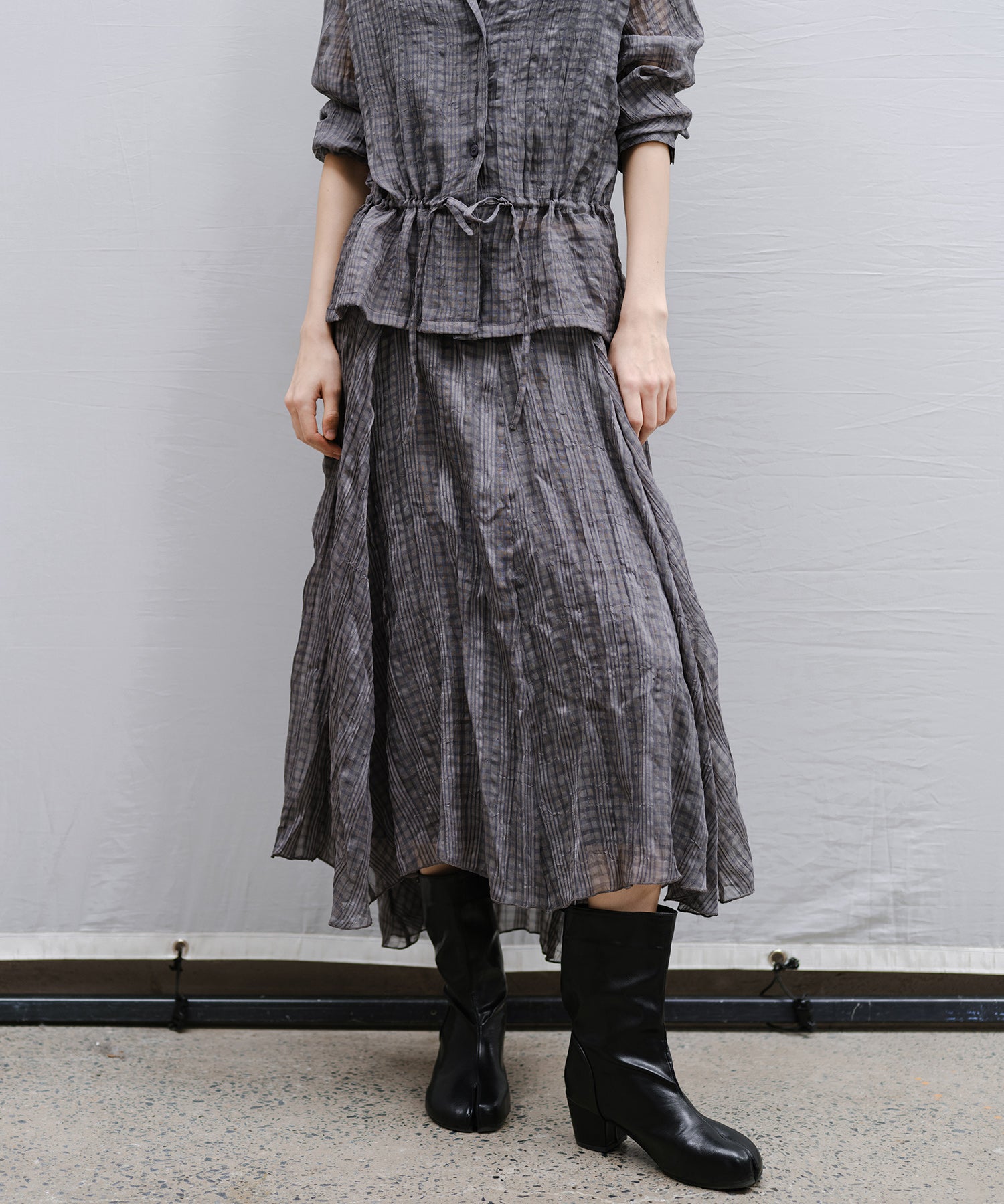 Asymmetric Hem Crinkled Check Midi Skirt – A-Line Silhouette