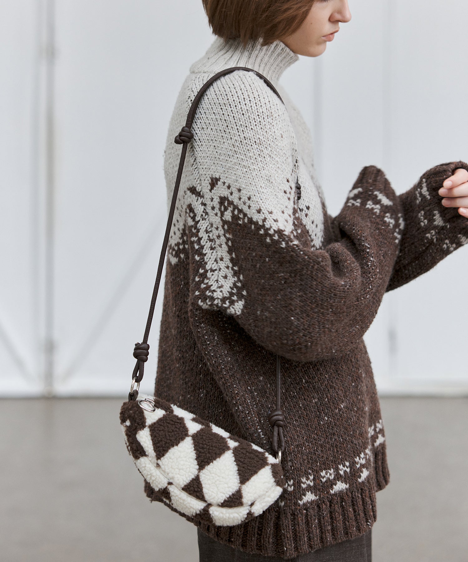 Totem Pattern Heavyweight Jacquard Turtleneck Sweater