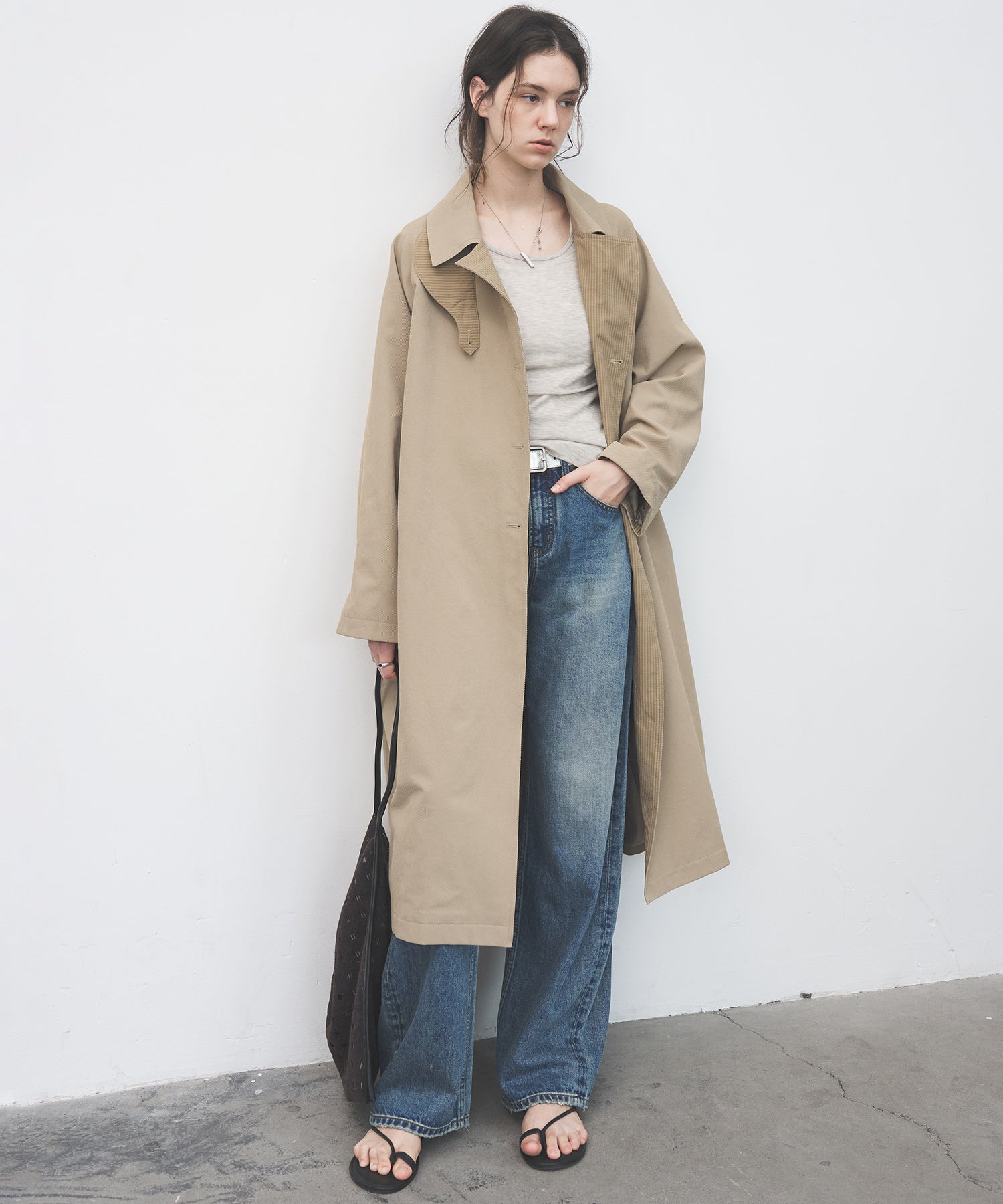Structured Raglan Trench Coat – Oversized Fit