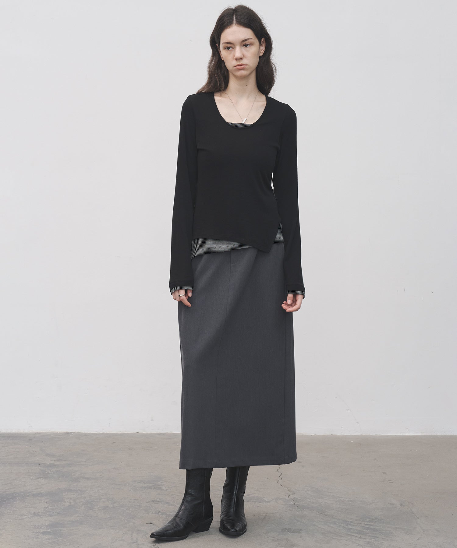 Back-slit maxi skirt