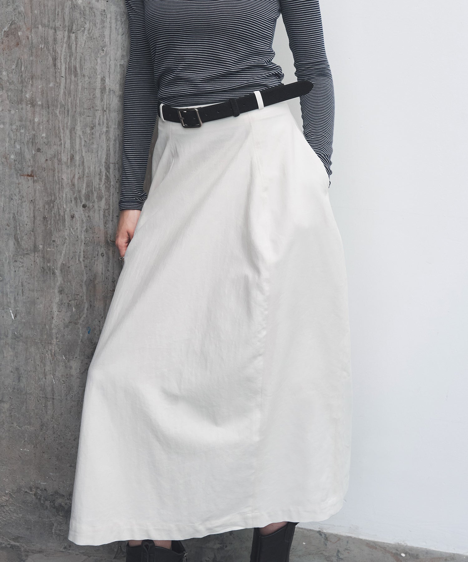 High-Waist Cocoon Balloon Skirt