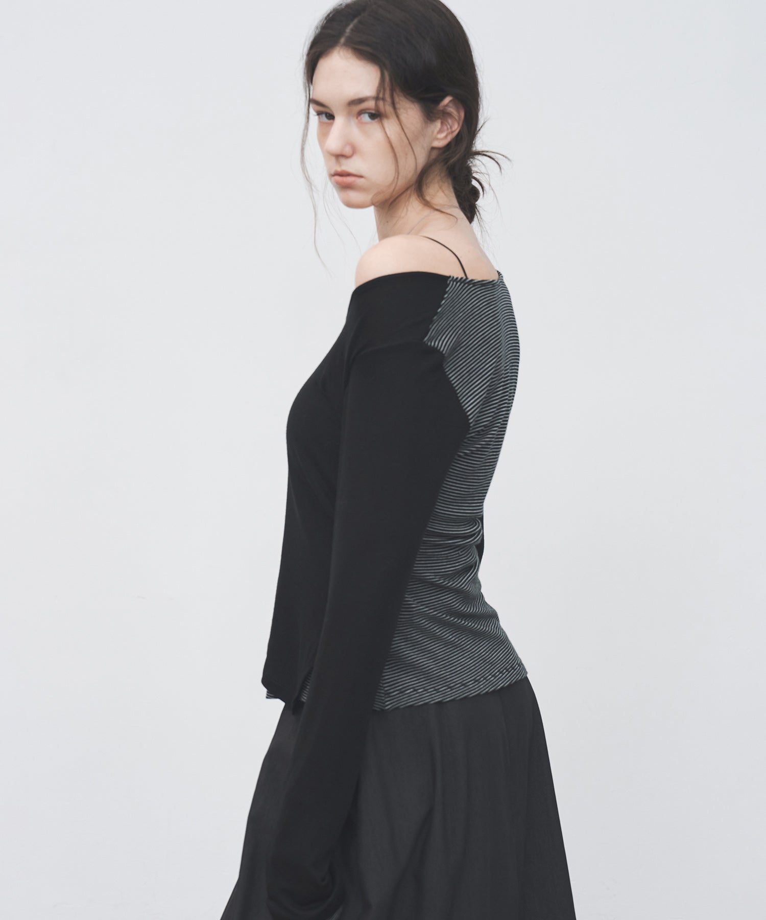 Layered Style U-Neck Stripe Top – Wool Blend