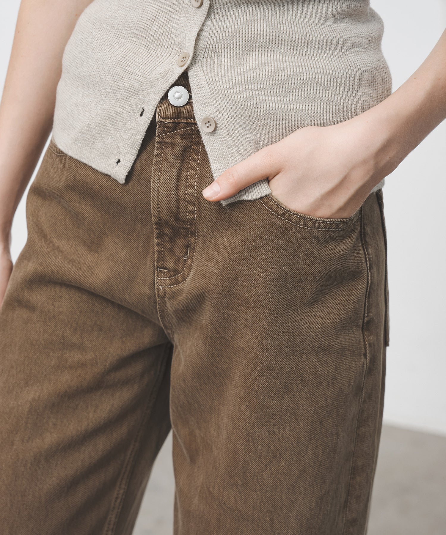 Mid-Rise Straight Wide-Leg Jeans