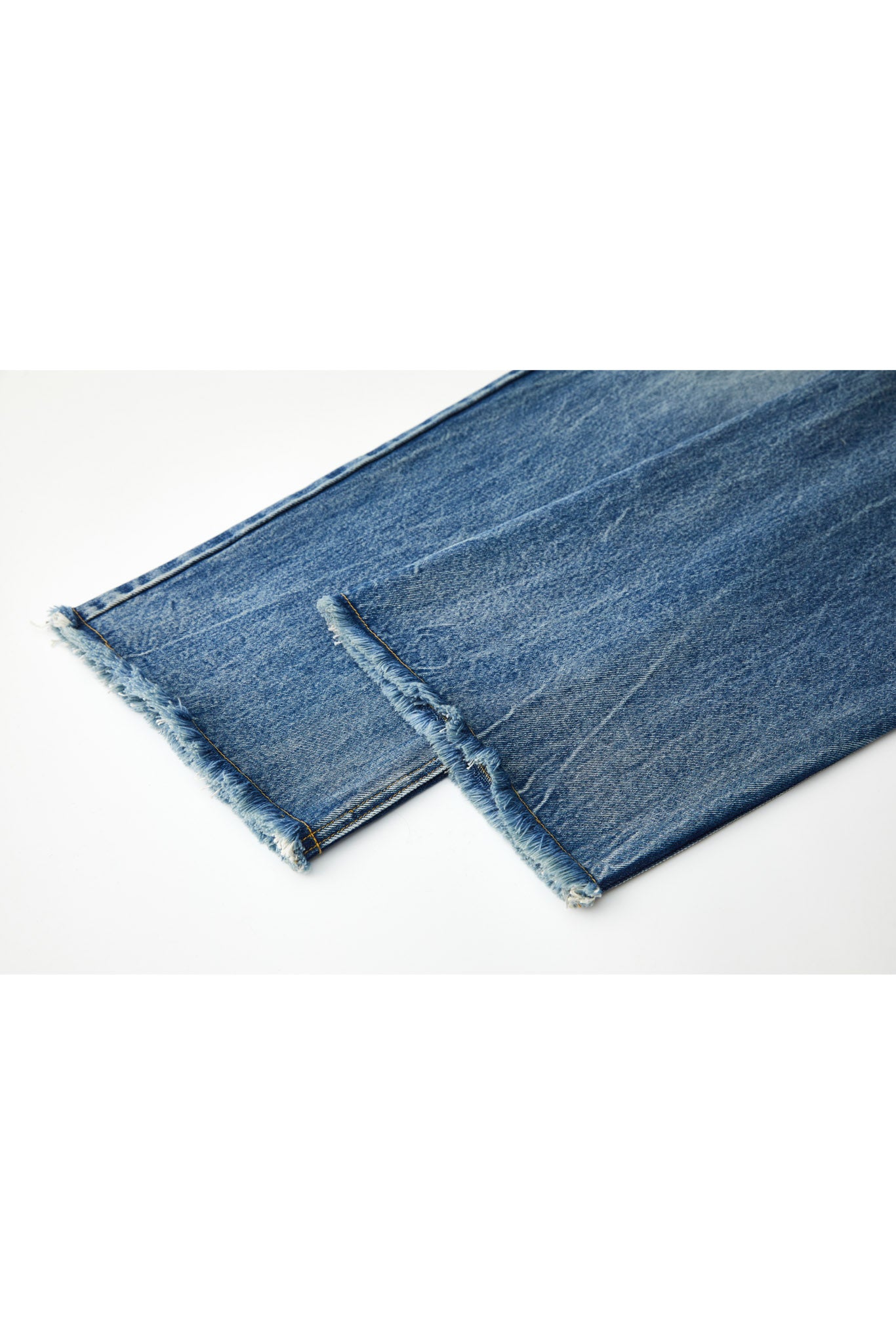 Frayed Hem Straight Denim Pants