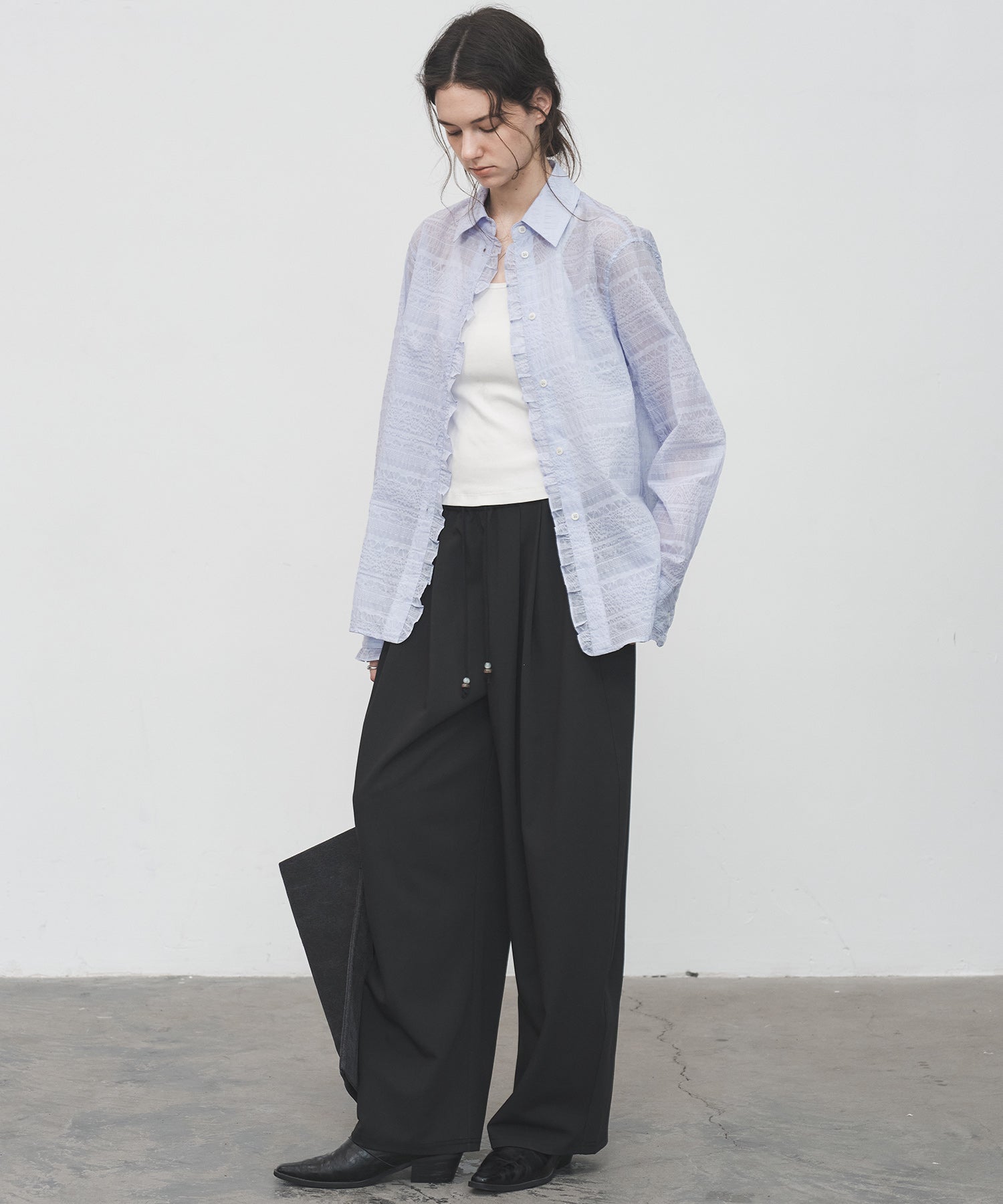Sculpted Curve Wide Pants – Minimal Line Fit