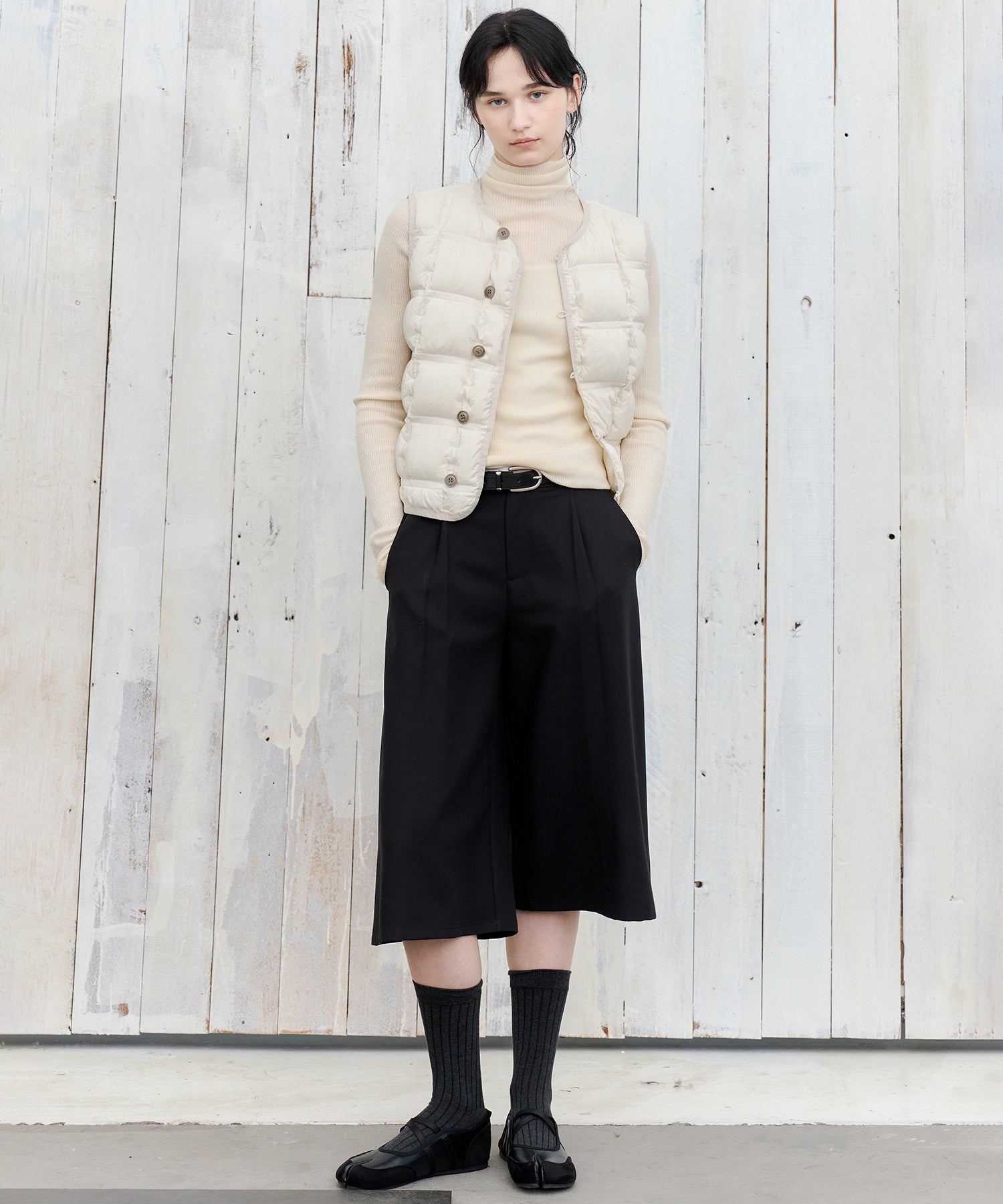 Lightweight Crinkled Down Vest