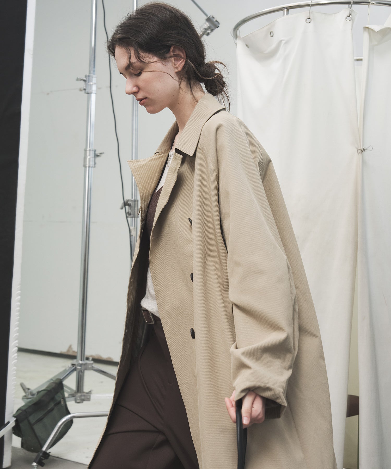 Structured Raglan Trench Coat – Oversized Fit