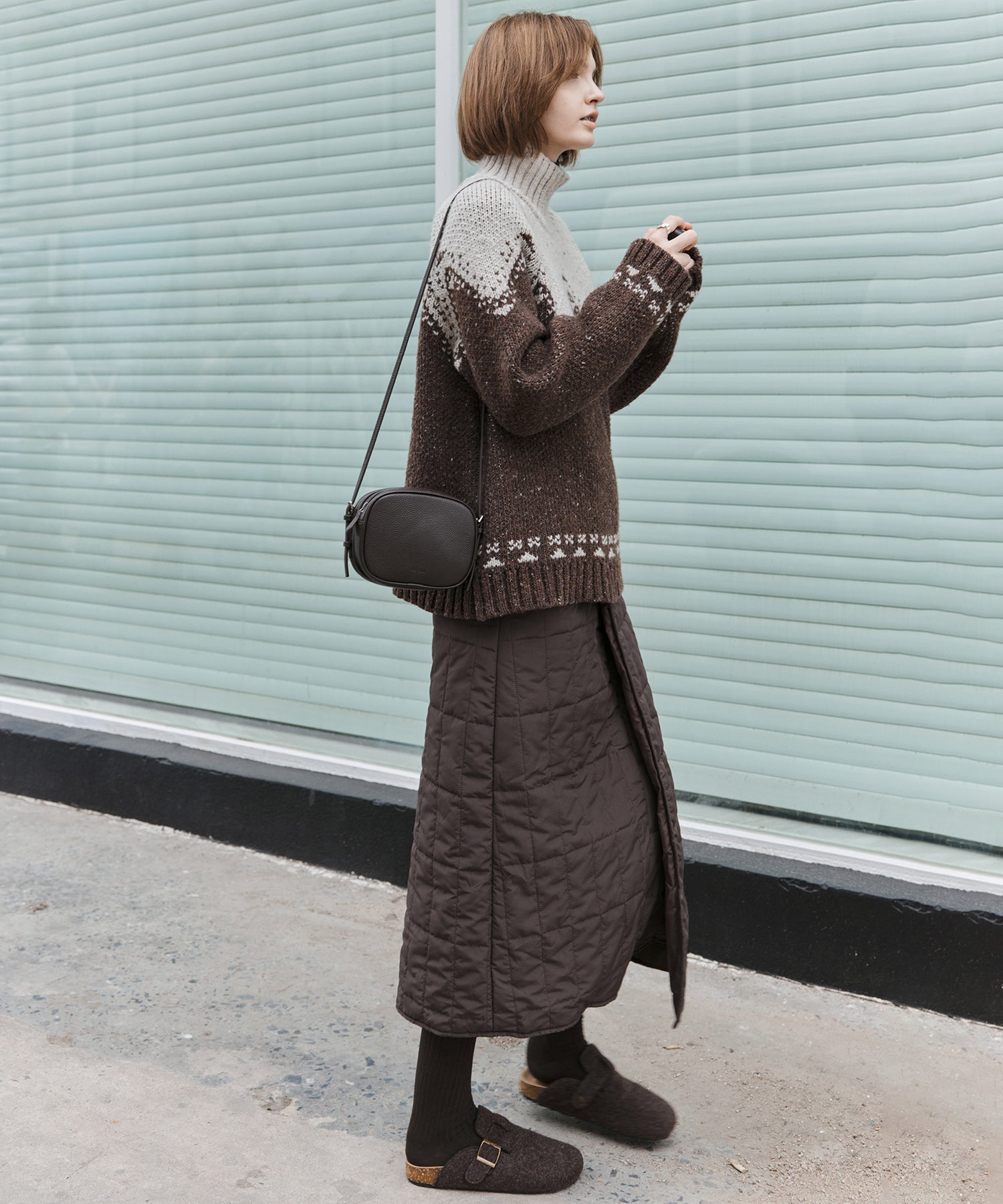 Totem Pattern Heavyweight Jacquard Turtleneck Sweater