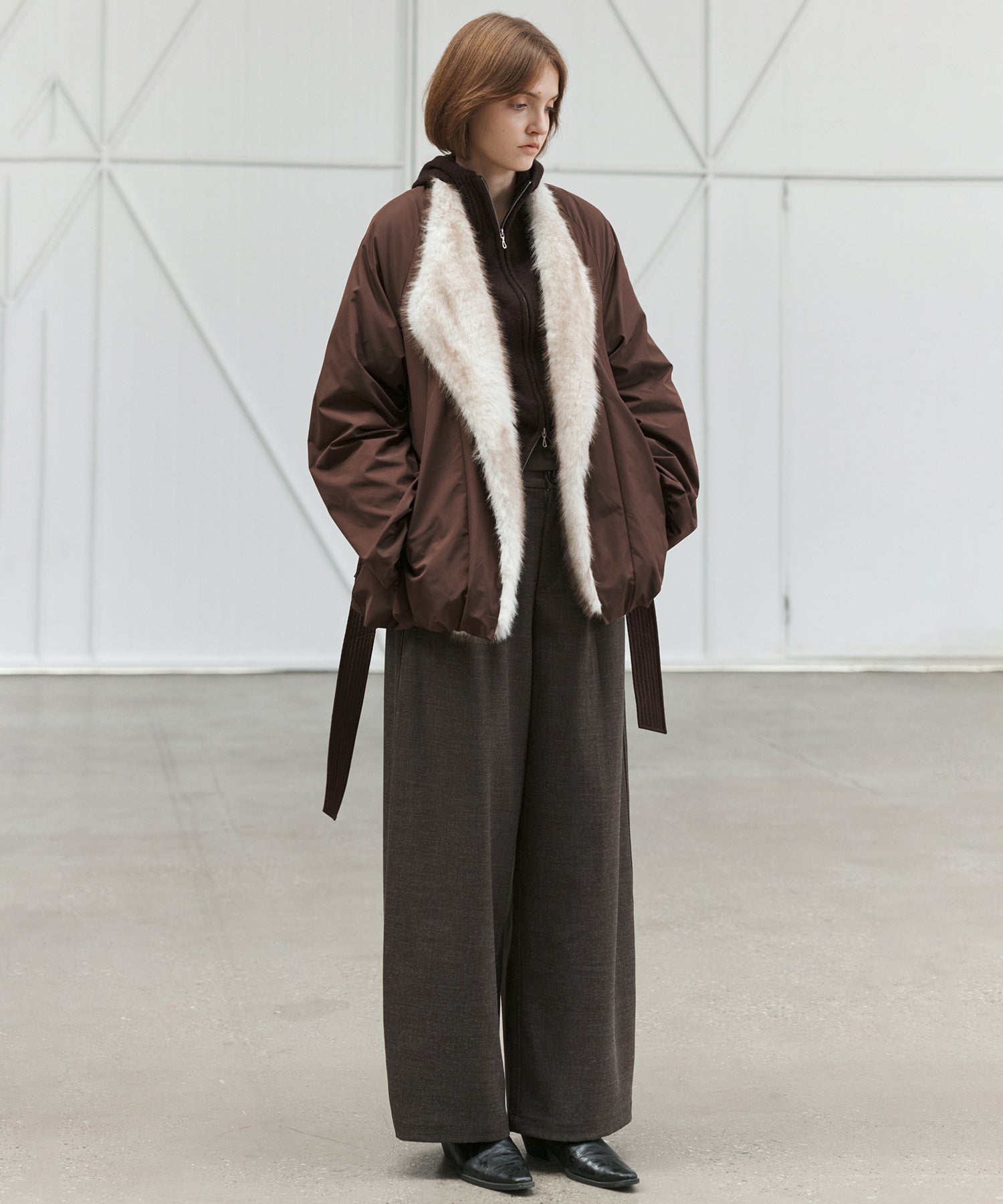 Textured Low-Rise Wide Straight Curved Pants