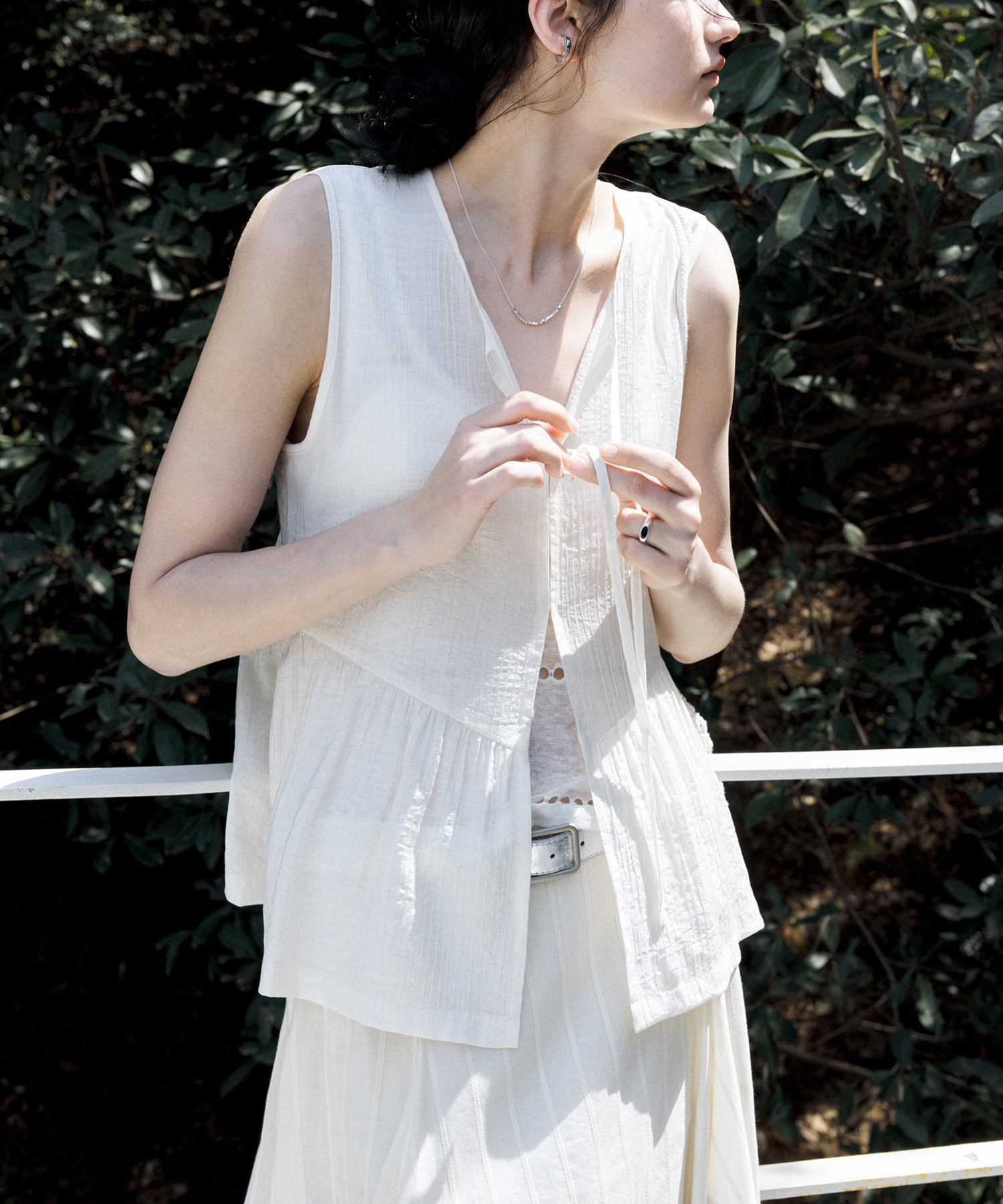 Sleeveless Gathered Blouse Vest