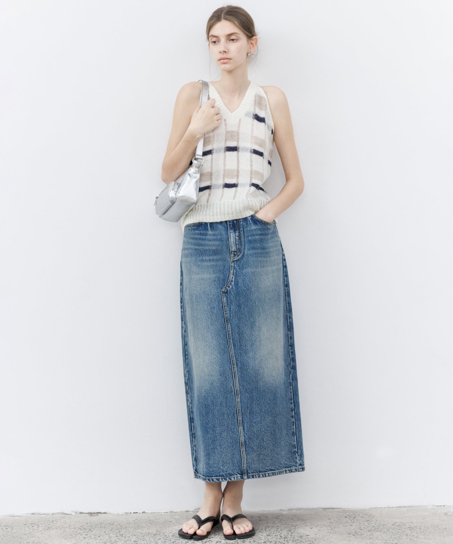 Check Jacquard V-Neck Knit Vest