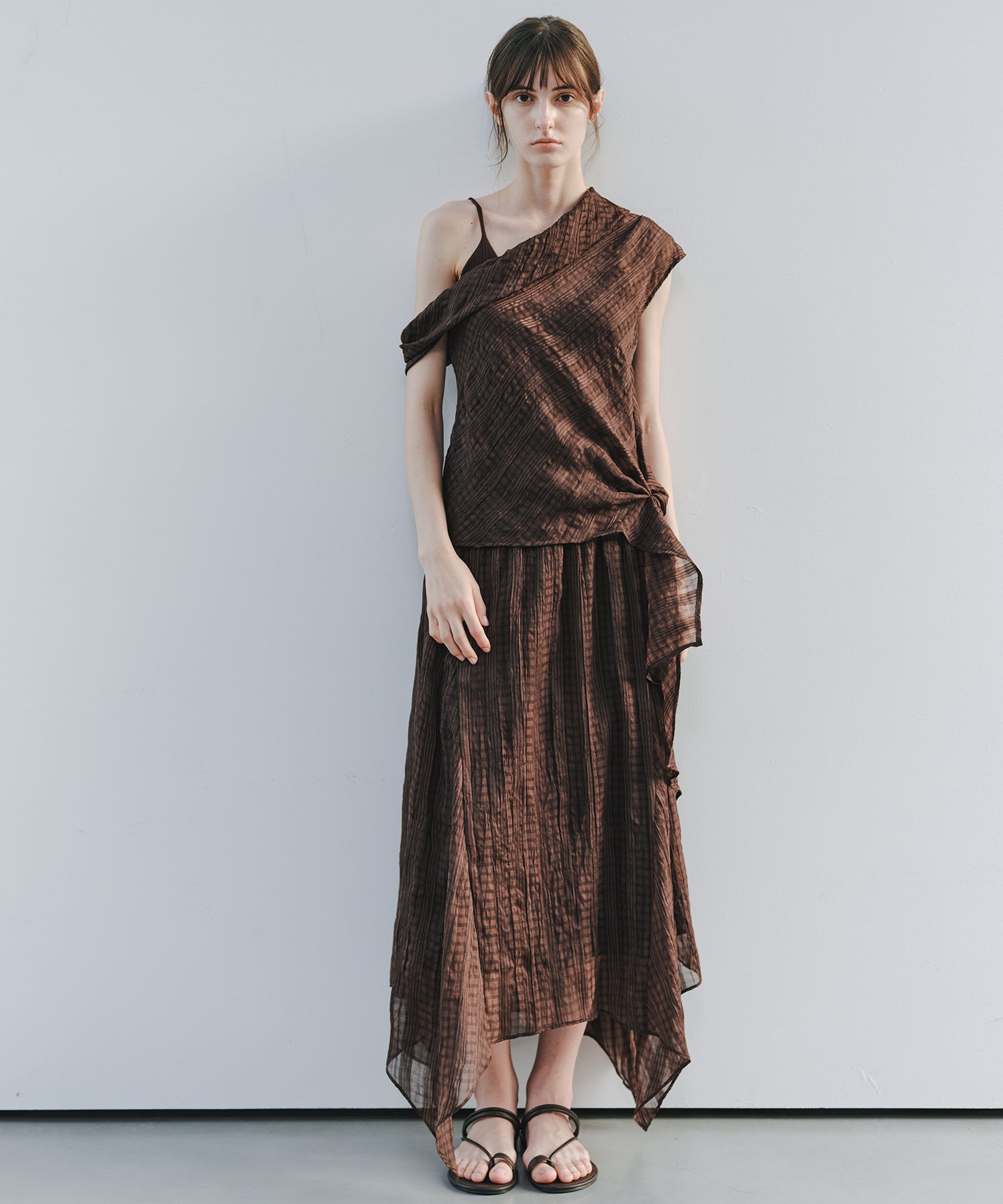 「7月中旬~下旬出荷」Sheer Check Asymmetric Skirt