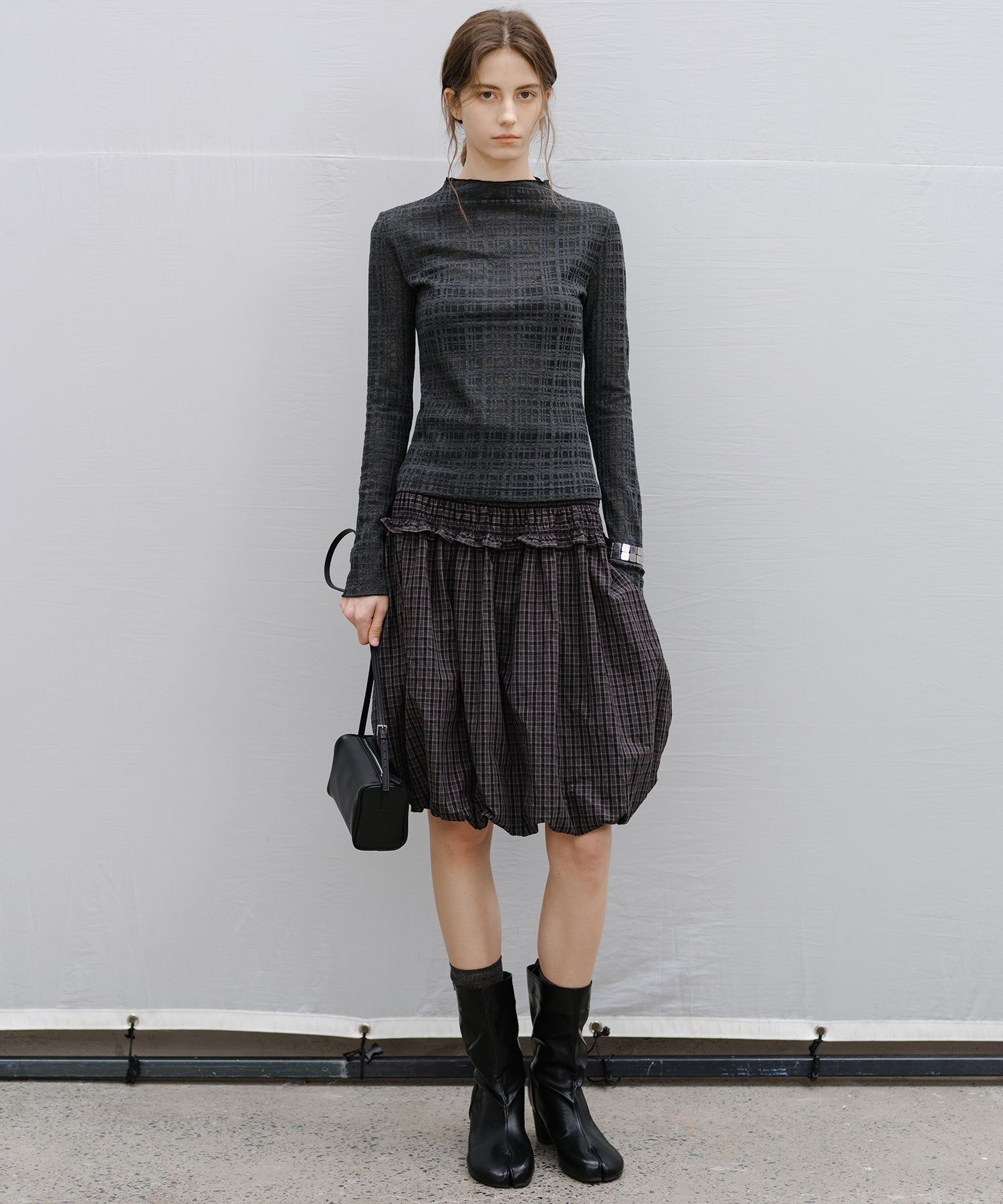 "Shipping from early to mid-March" Check Pattern Sheer Mesh Long Sleeve Top