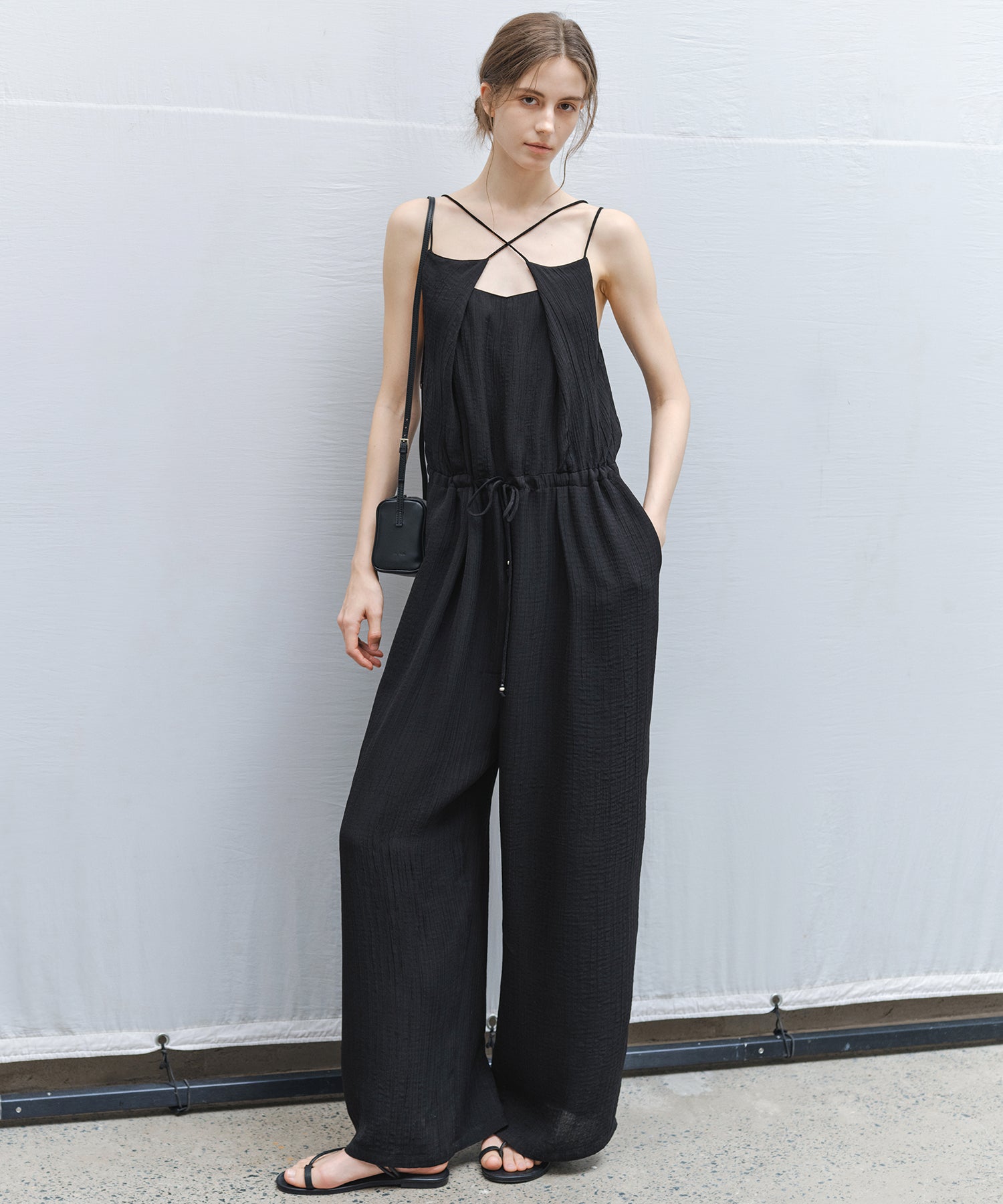Cross Neck All-in-One