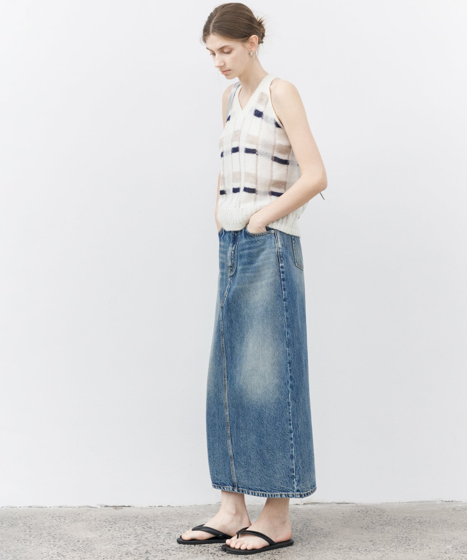 Check Jacquard V-Neck Knit Vest