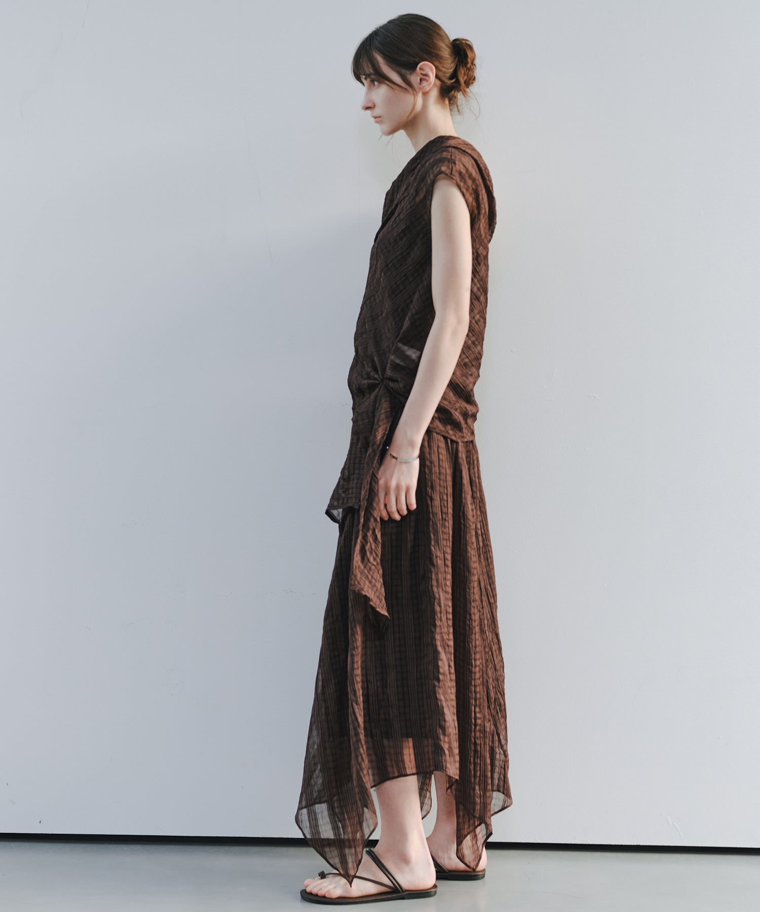 「7月中旬~下旬出荷」Sheer Check Asymmetric Skirt