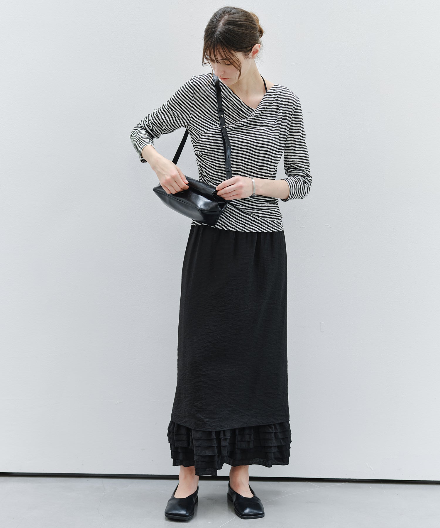 「9月下旬出荷予定」Cross Drape Neck Striped Long Sleeve Top