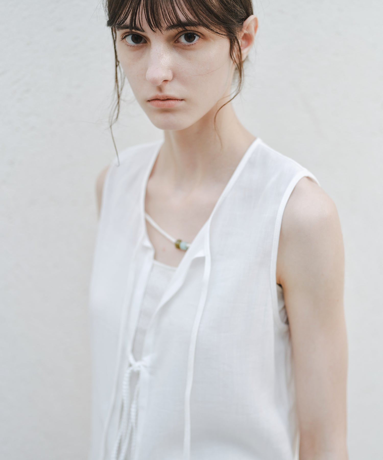 「8月中旬~下旬出荷」Linen Blend Front Tie Ruffle Sleeveless Vest