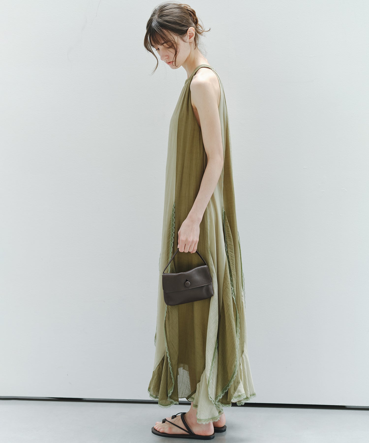 「6月上旬~中旬出荷」Color Block Layered Sleeveless Dress
