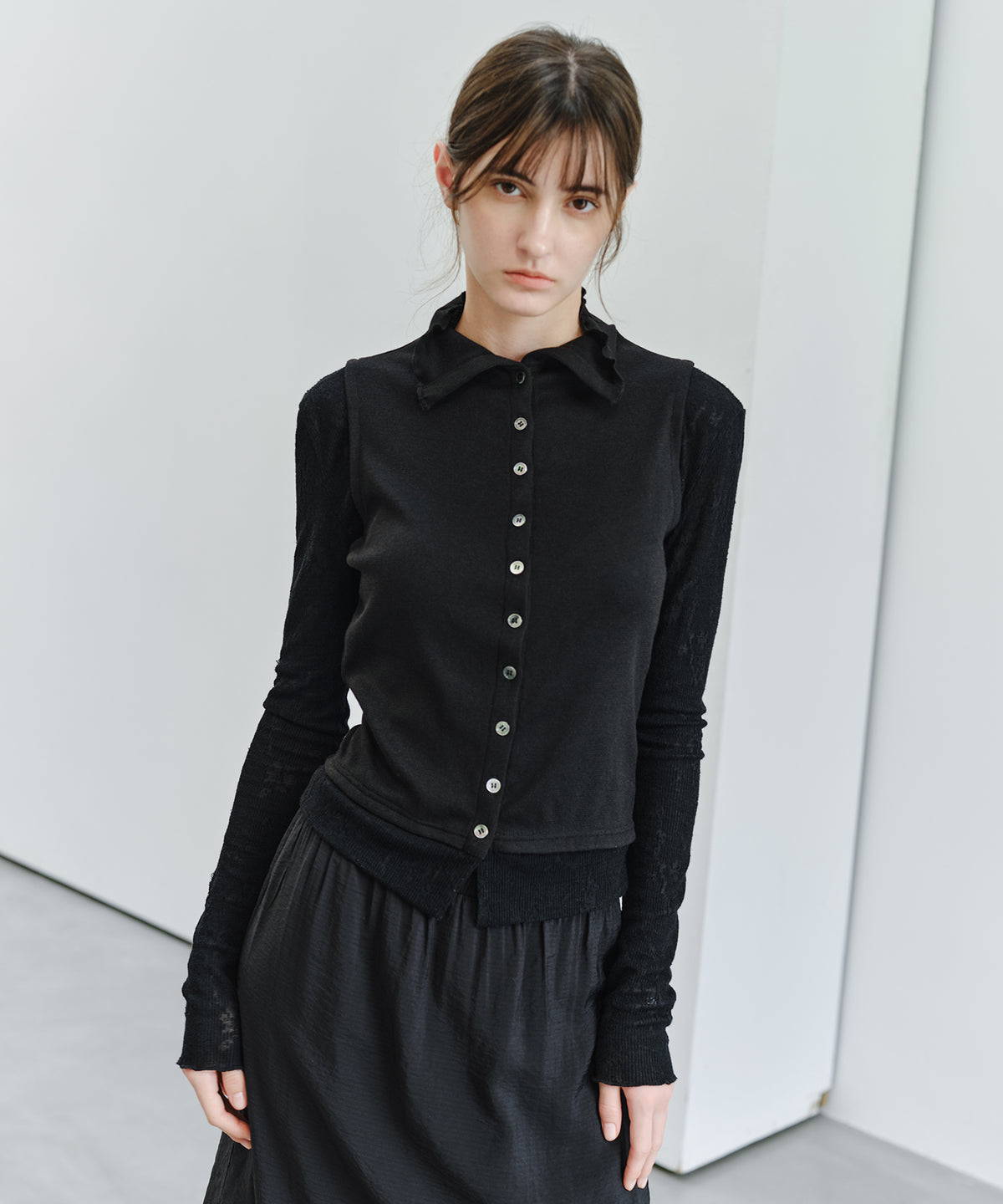 「9月下旬出荷予定」Lace Sleeve Layered Collar Top