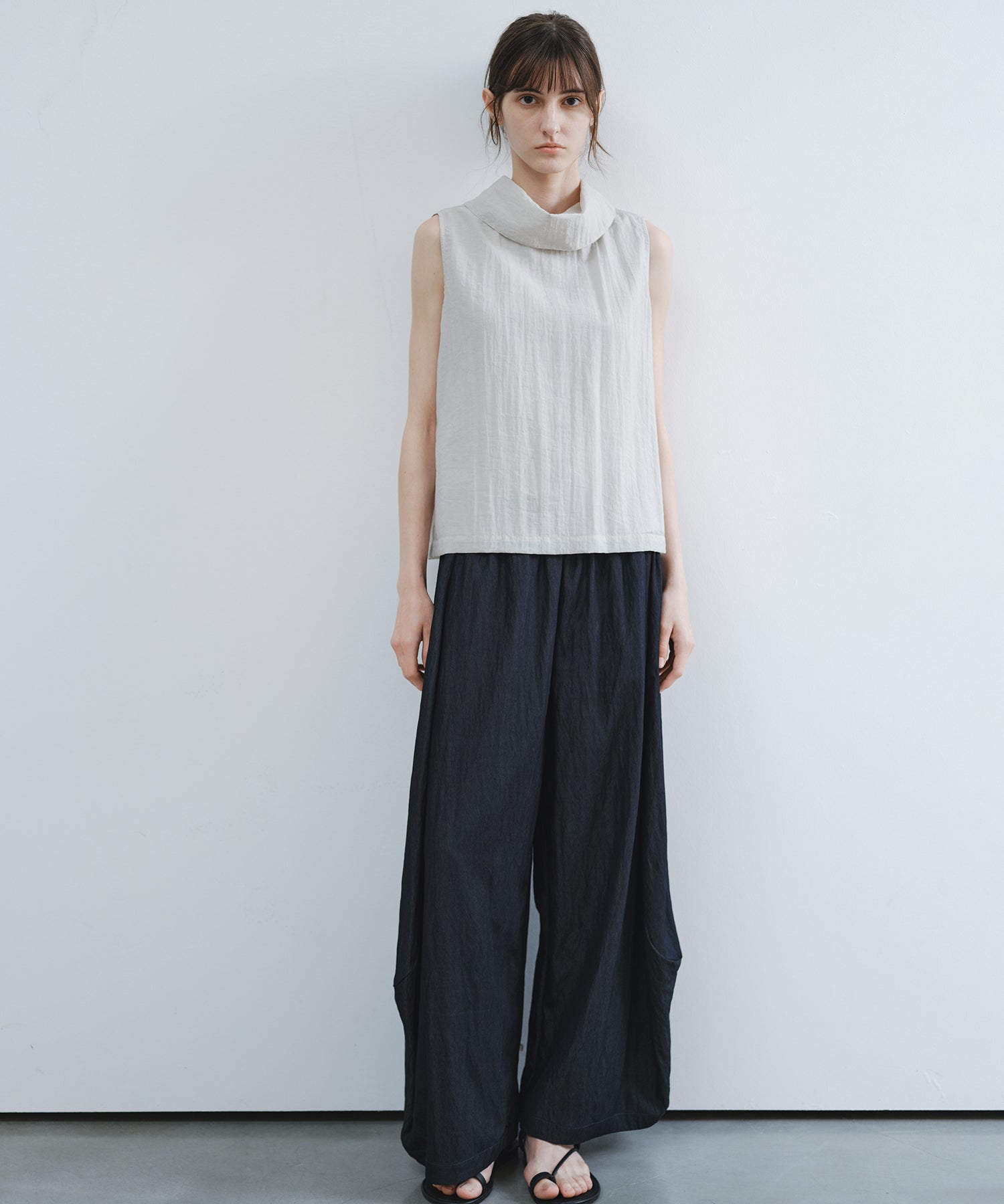 「6月上旬~中旬出荷」Nuanced Draped Wide Pants