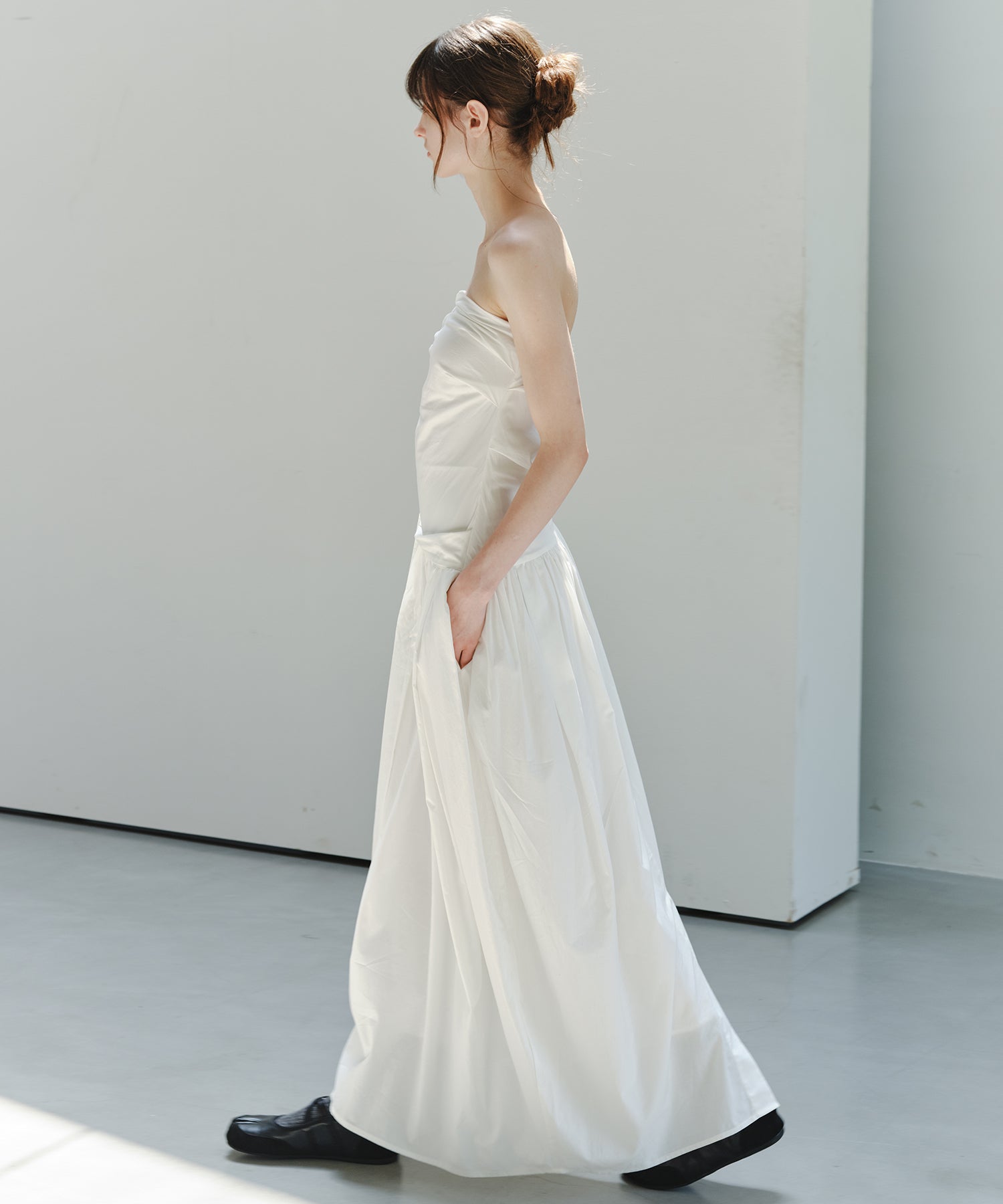 「8月中旬~下旬出荷」Side Tie Draped Strapless Long Dress