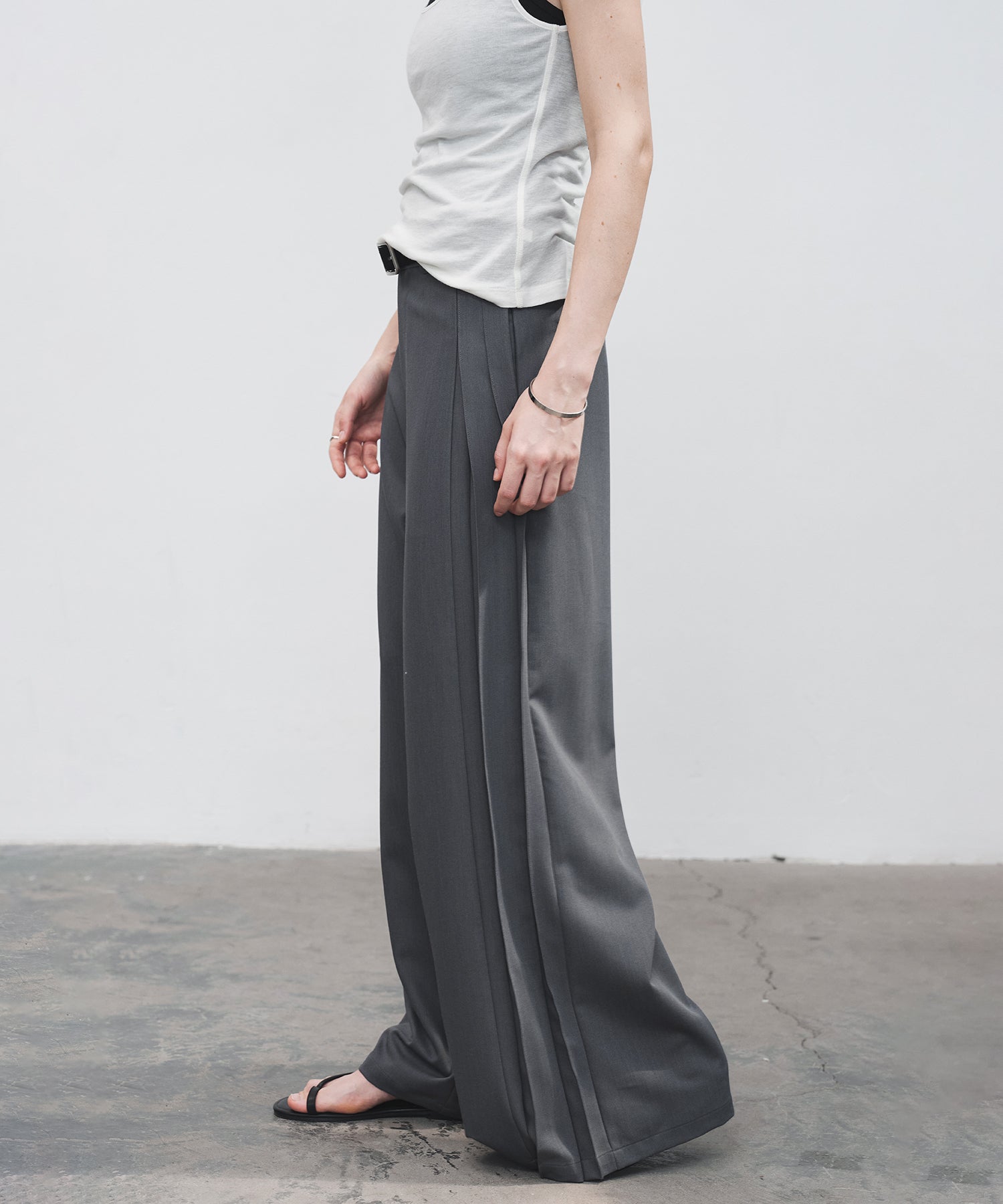 Side Pleat Wide Slacks