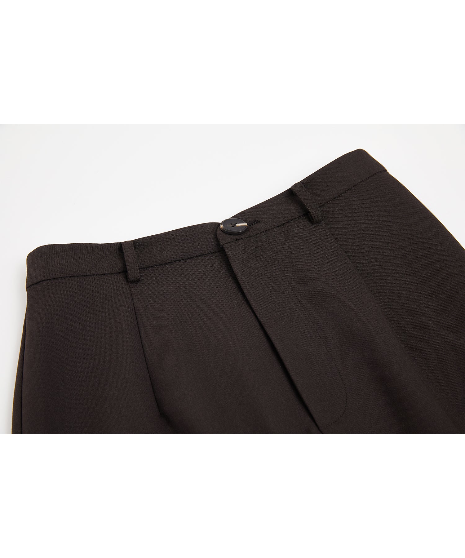 Back-slit maxi skirt