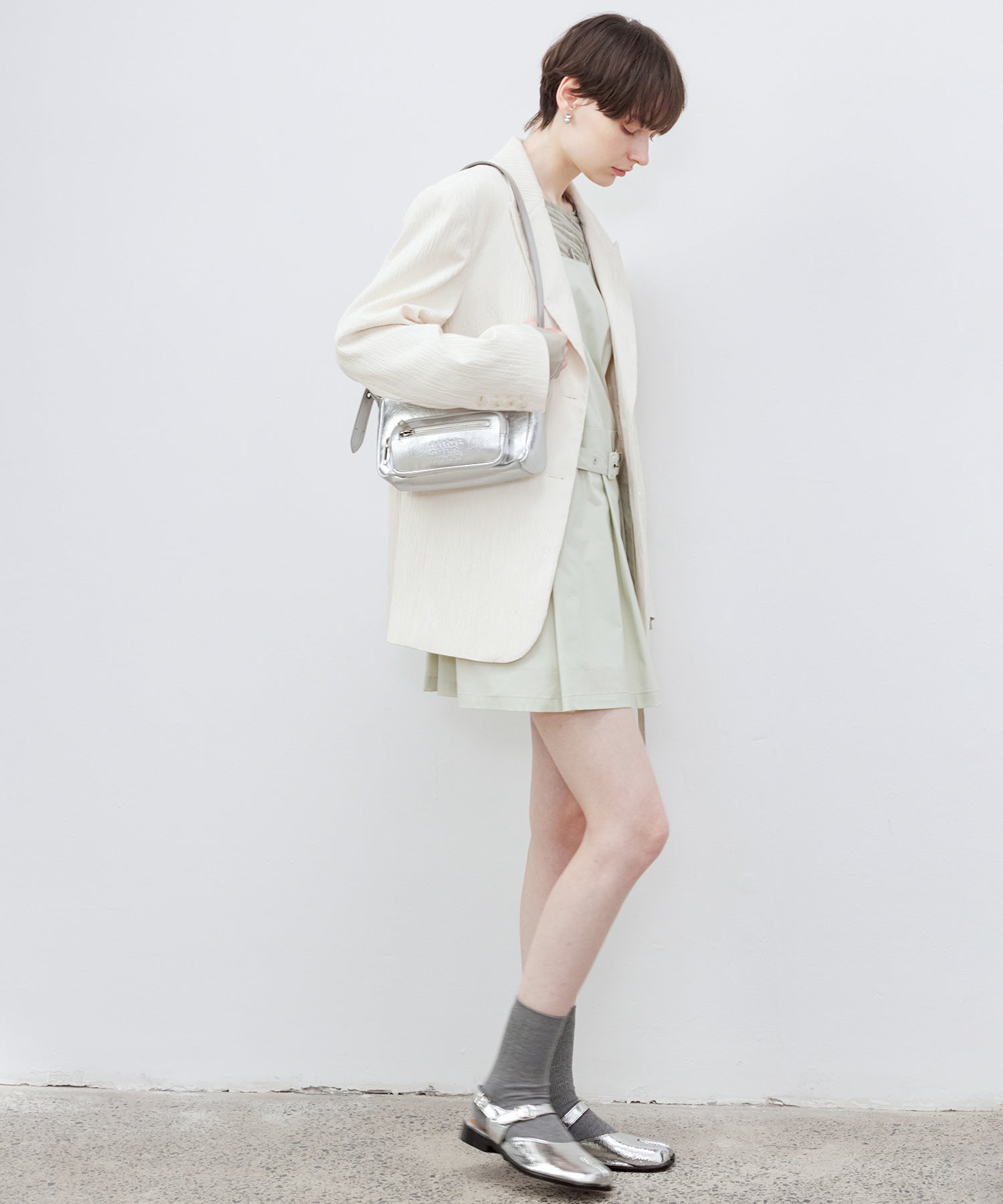 Crinkle Texture White Peak-Lapel Blazer(Shoulder Pads)