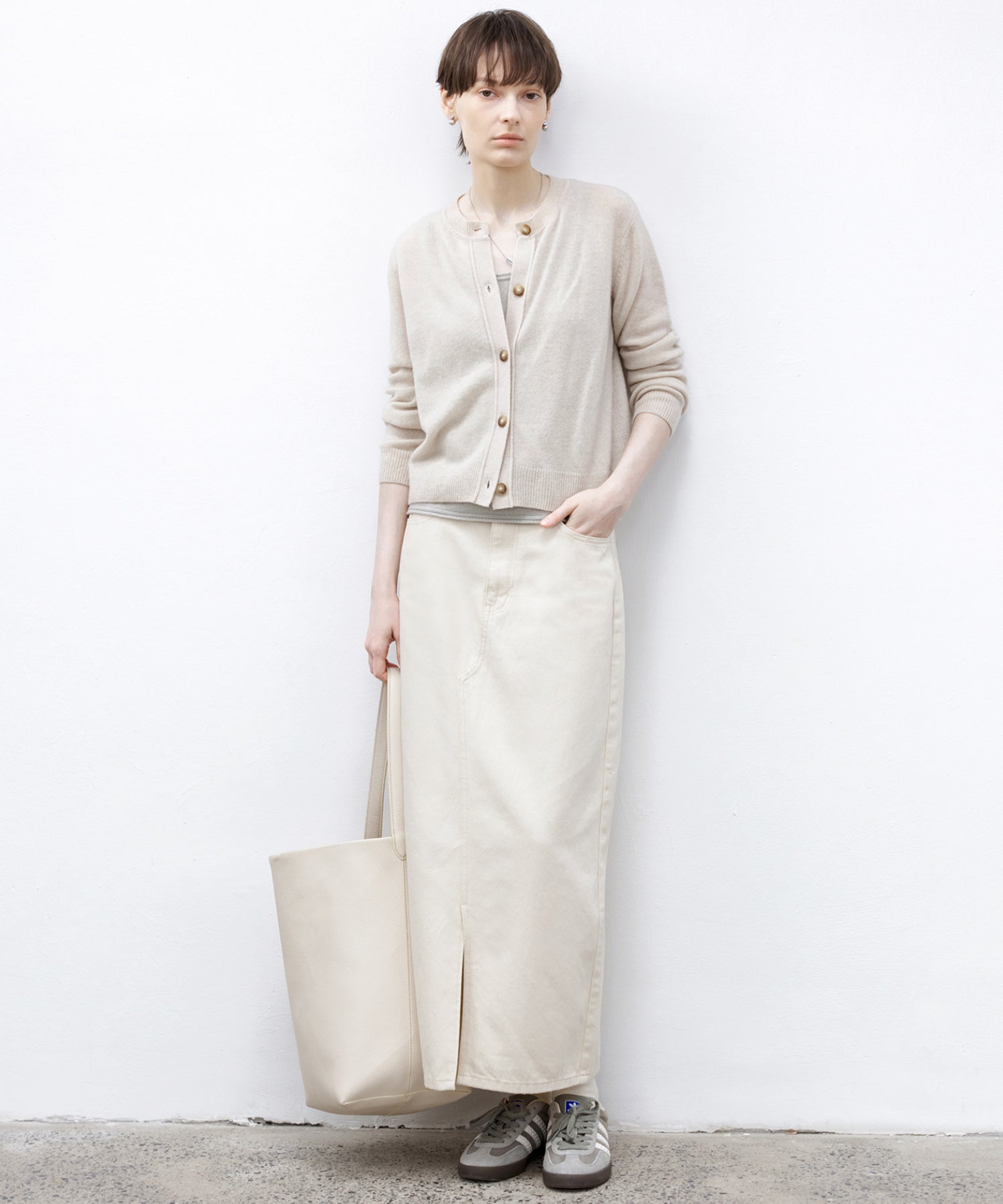 Soft Wool Basic Cardigan